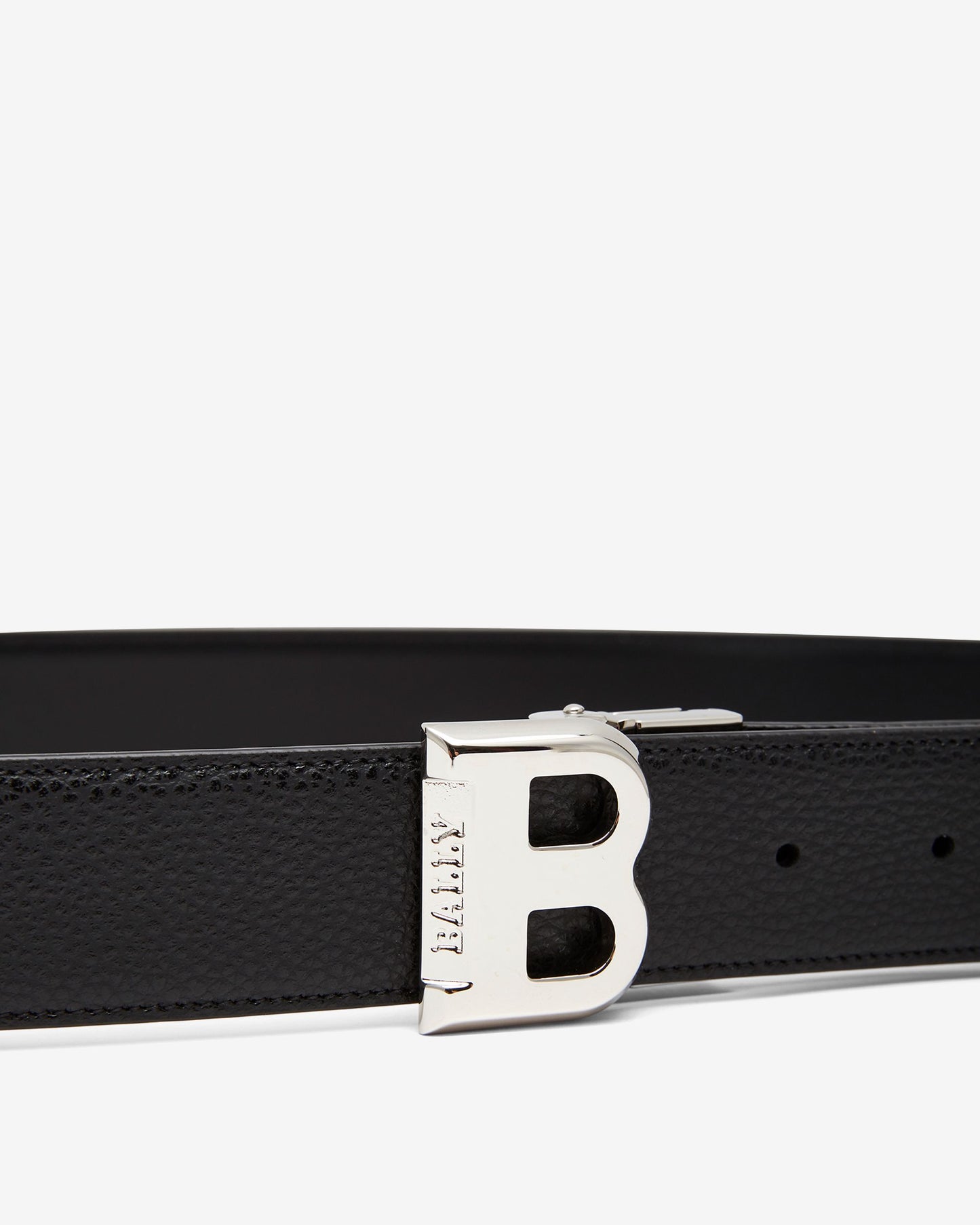 Reversible And Adjustable Belt in Black Leather