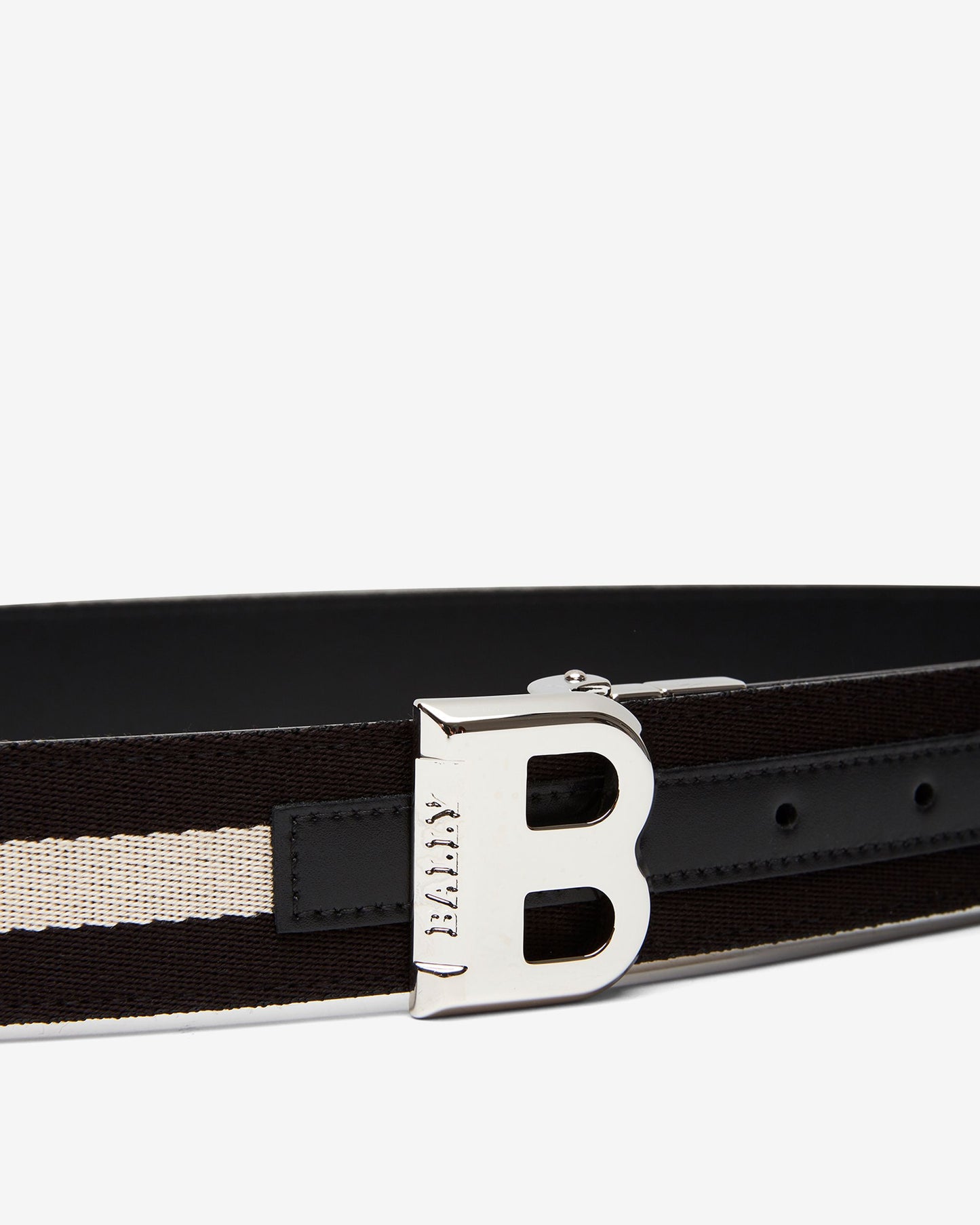 Reversible And Adjustable Belt in Black Leather