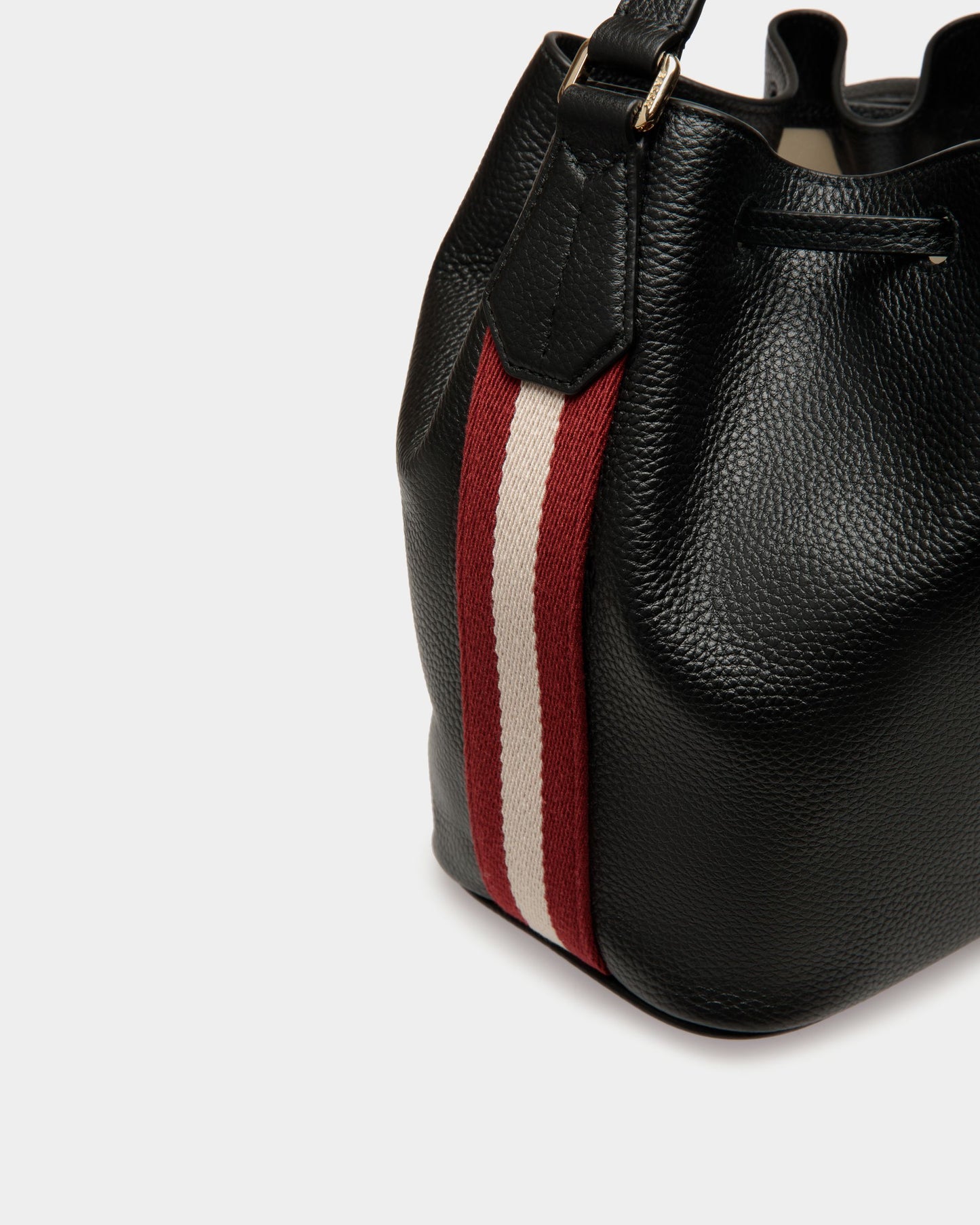 Bucket Bag in Black Grained Leather