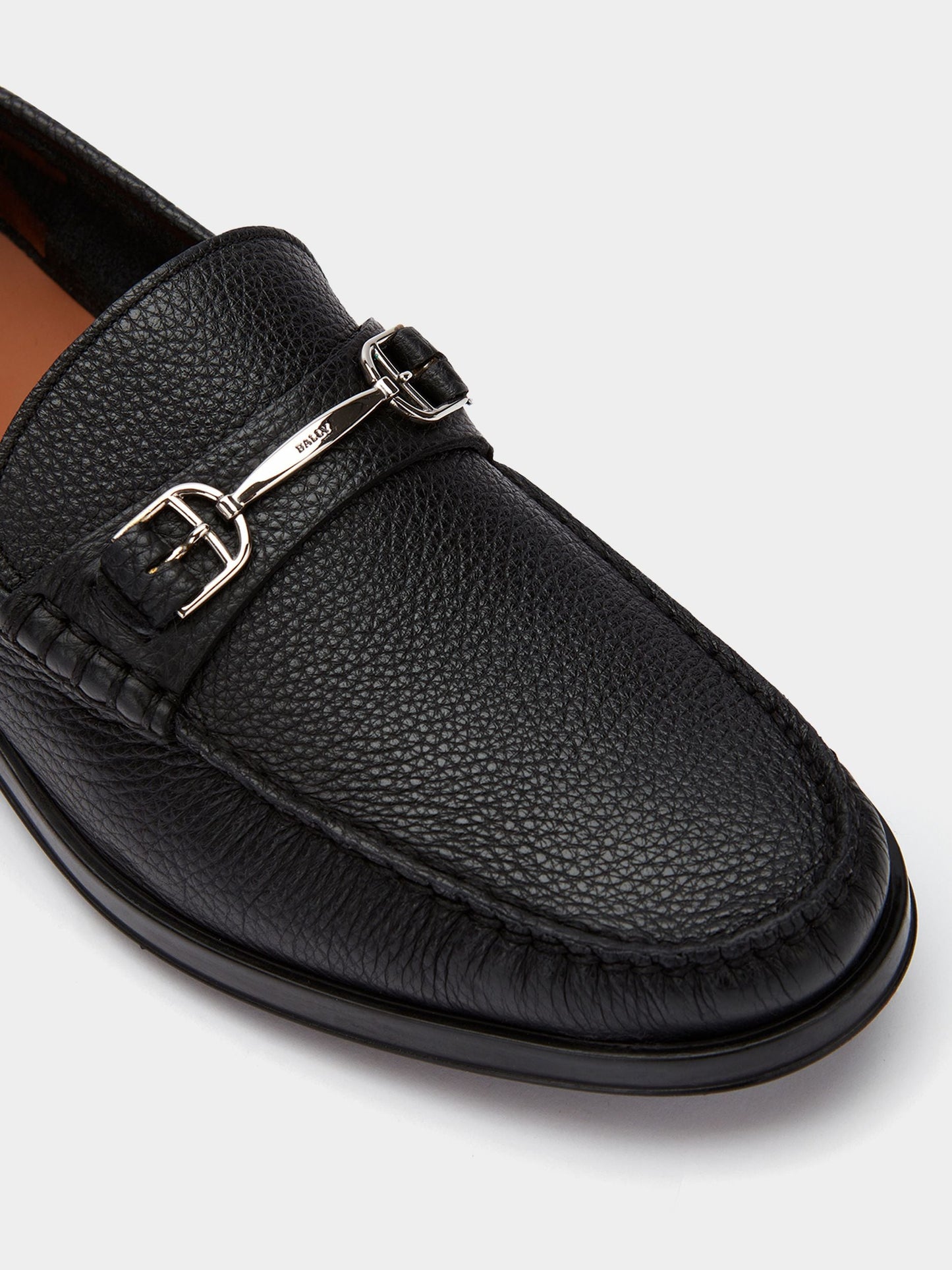 Moccasin in Black Grained Leather
