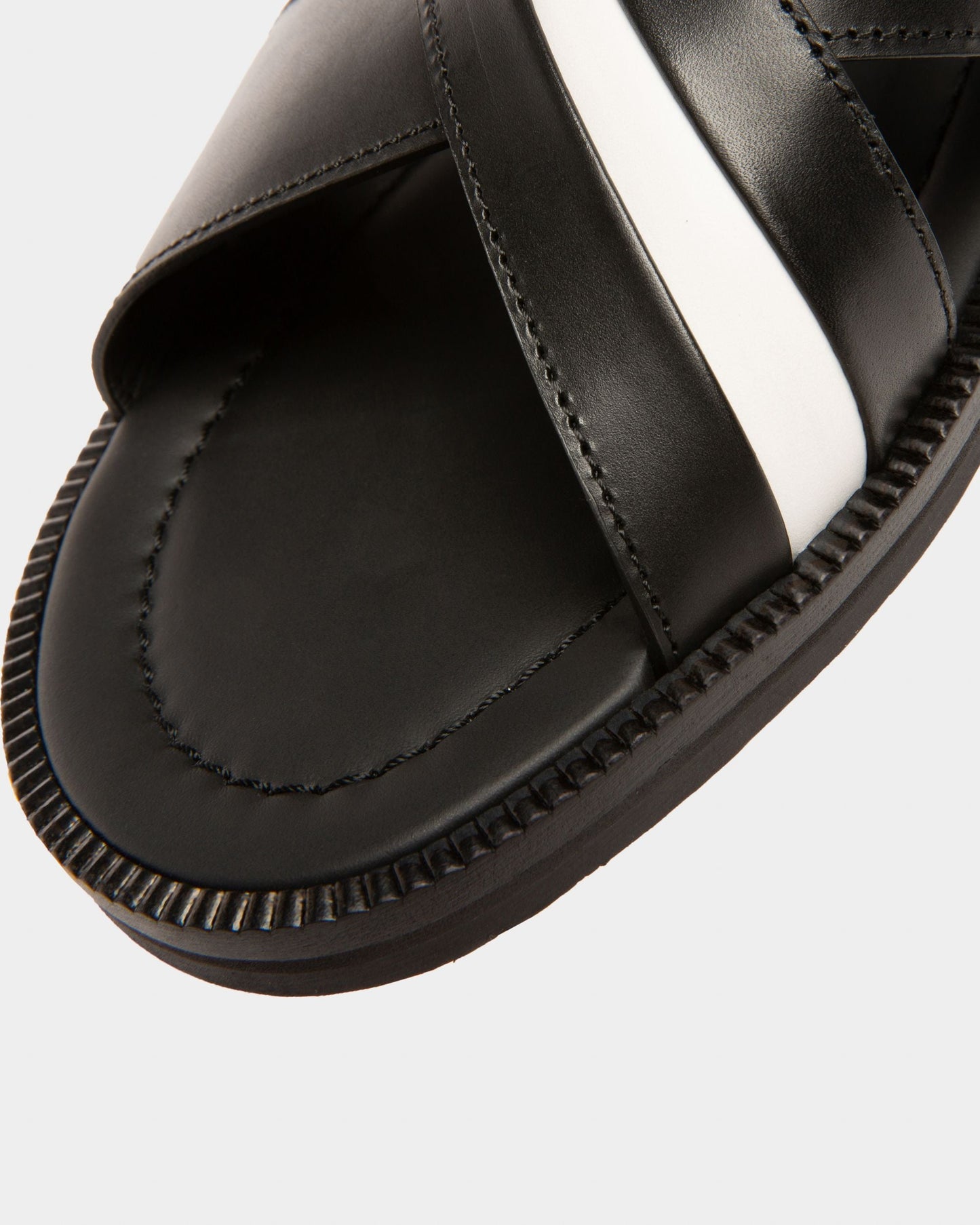Jaabir Leather Sandals In Black