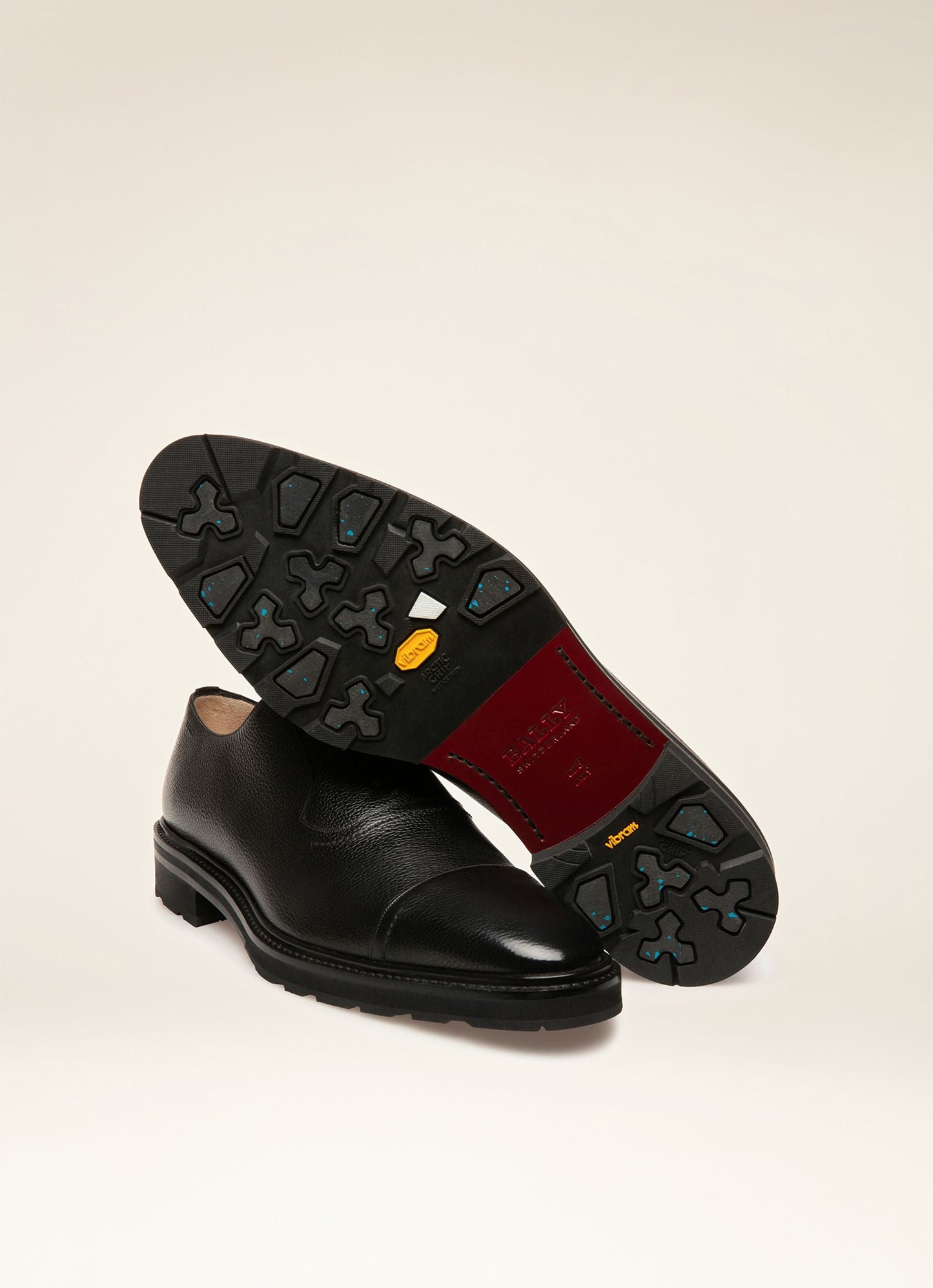 Meyrin Oxford in Black Grained Leather