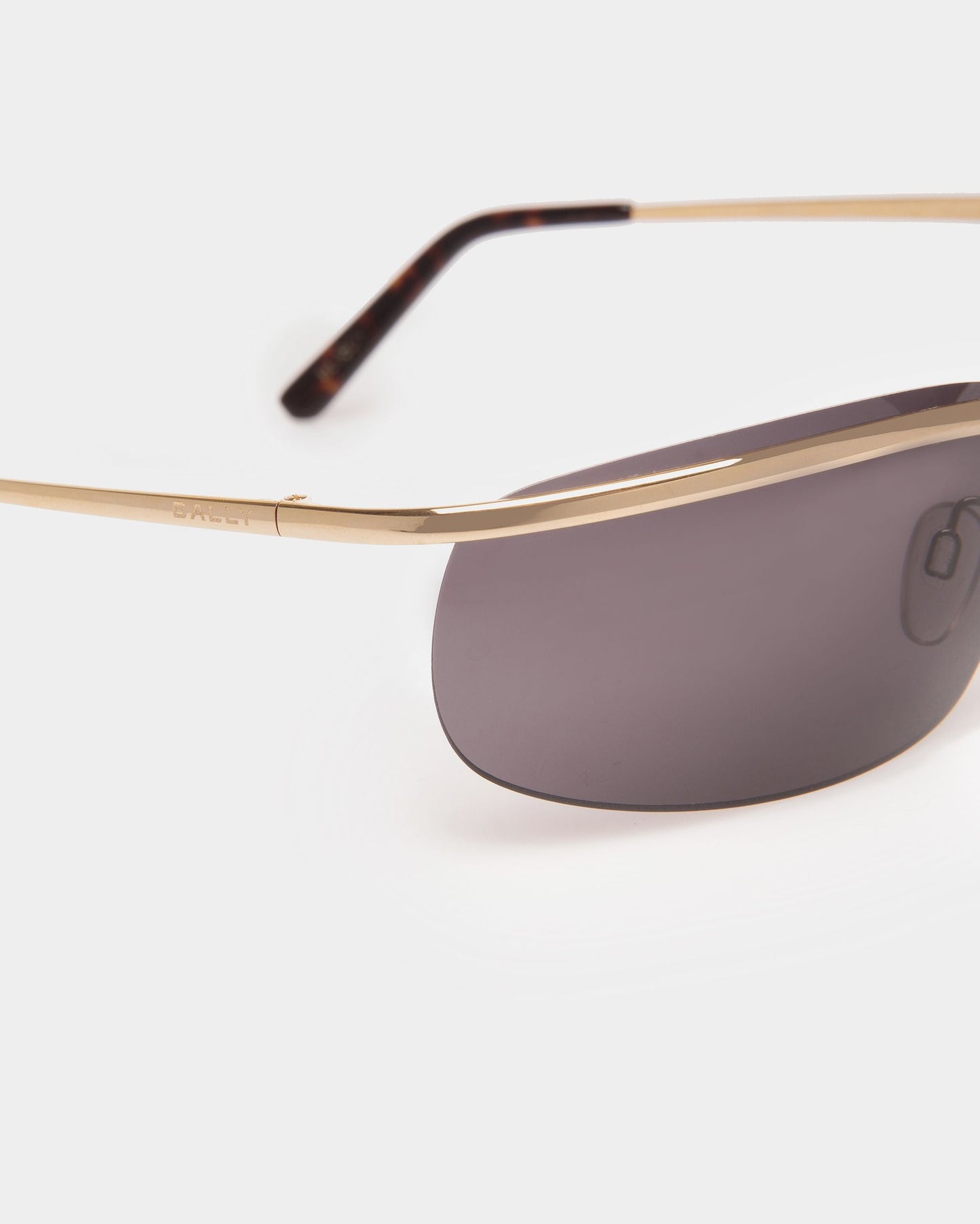 Shark Rimless Sunglasses In Shiny Gold Metal & Smoke