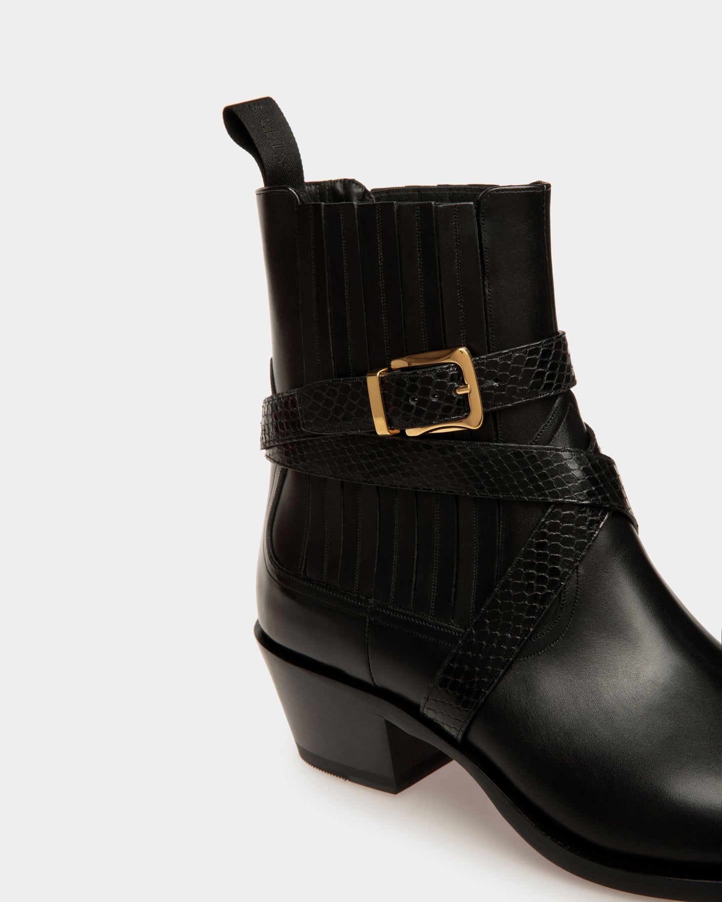 Varen | Men's Boots | Black Leather | Bally | Still Life Detail