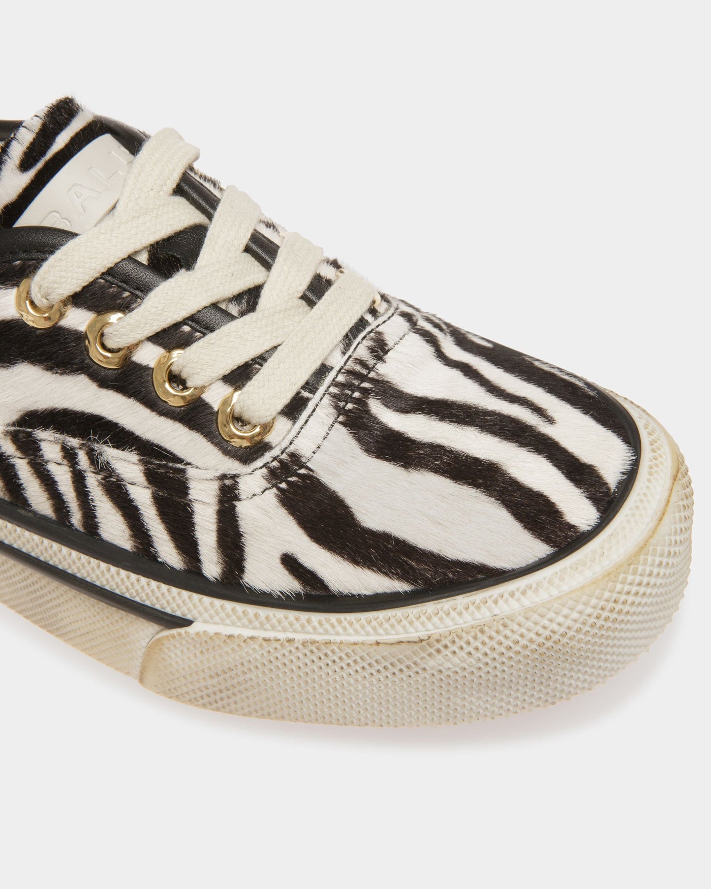 Lyder | Men's Sneakers | White And Black Leather | Bally | Still Life Detail