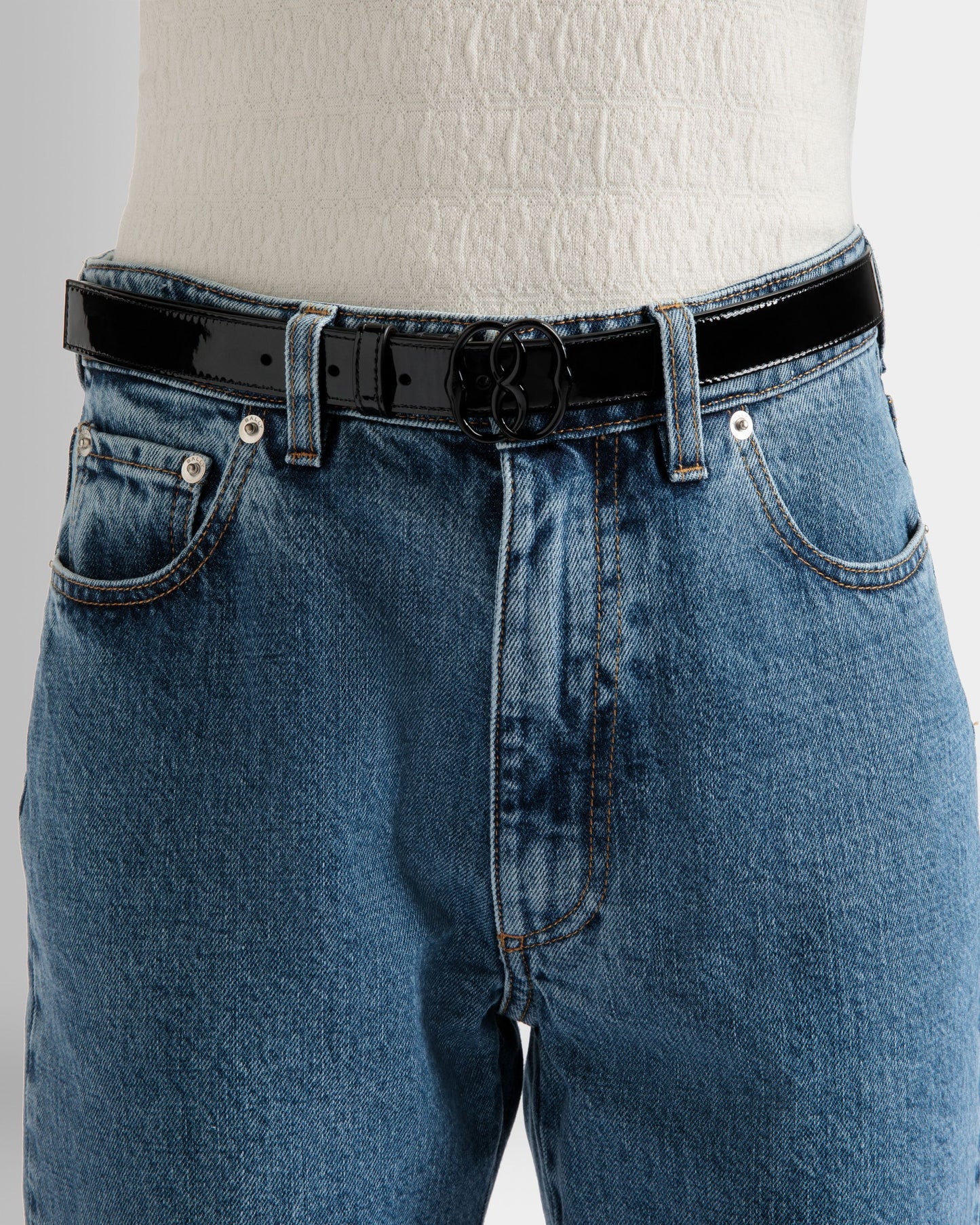 Emblem | Women's Fixed Belt | Black Leather | Bally | On Model Front