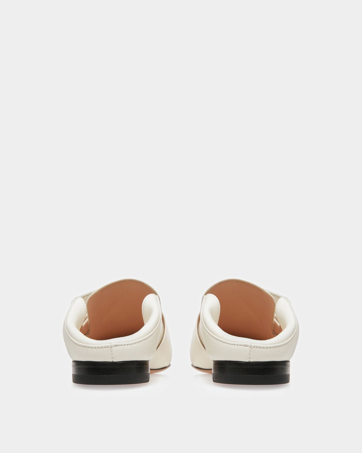 Janelle Leather Loafers In Bone