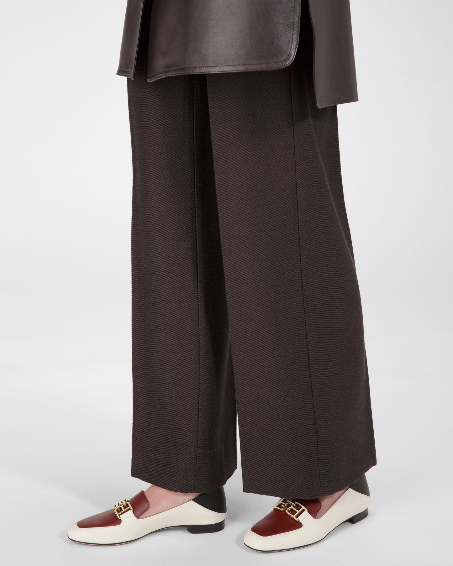Ellah Flat Leather Loafers In Bone