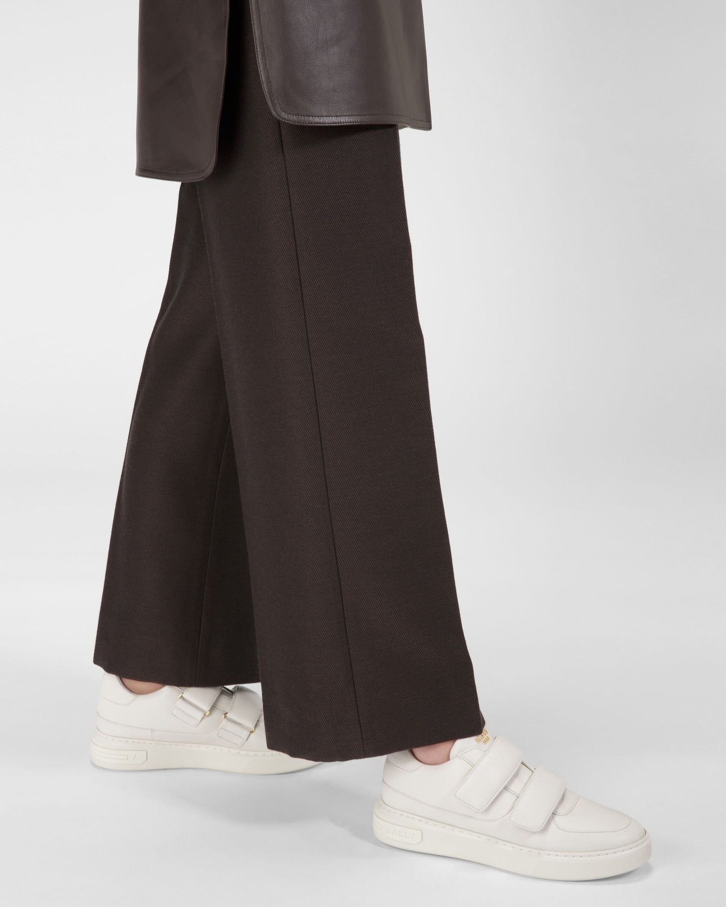 Maylor Leather Sneakers In White