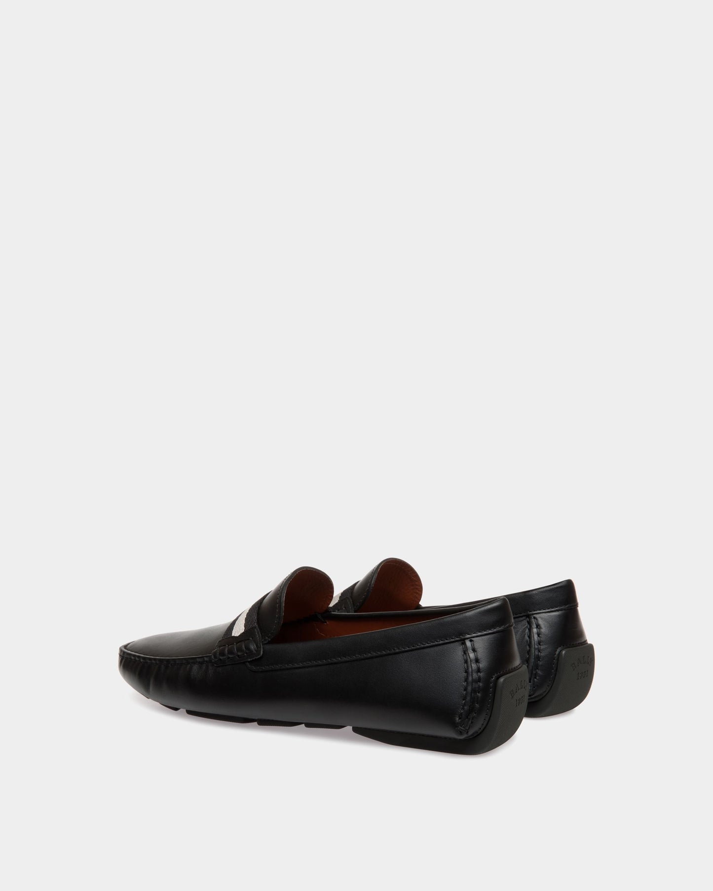 Waltec Leather Drivers In Black