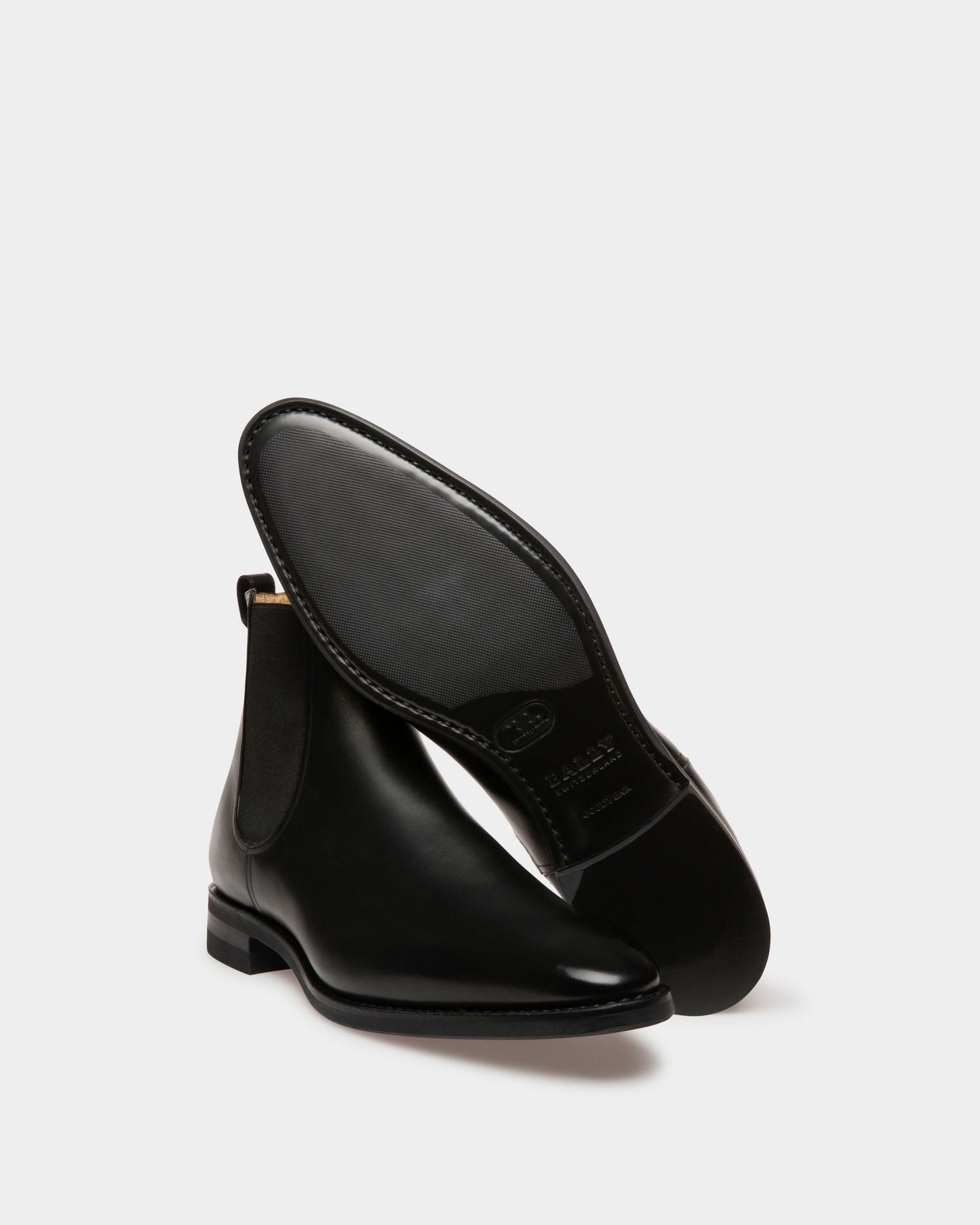 Scribe Novo Booties In Black Leather