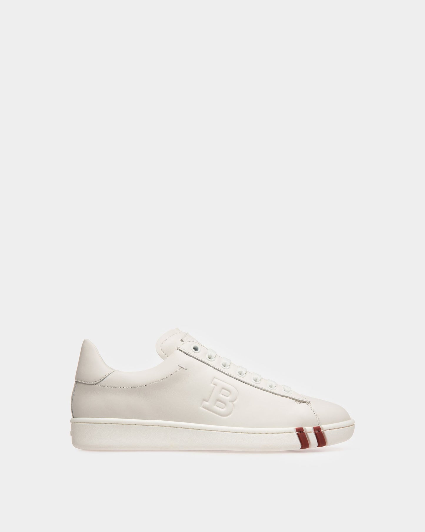 Wivian Leather Sneakers In White