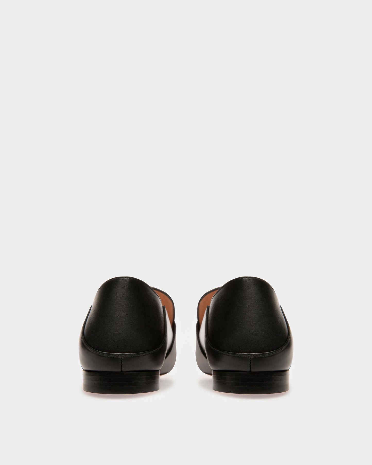 Janelle Leather Slippers In Black