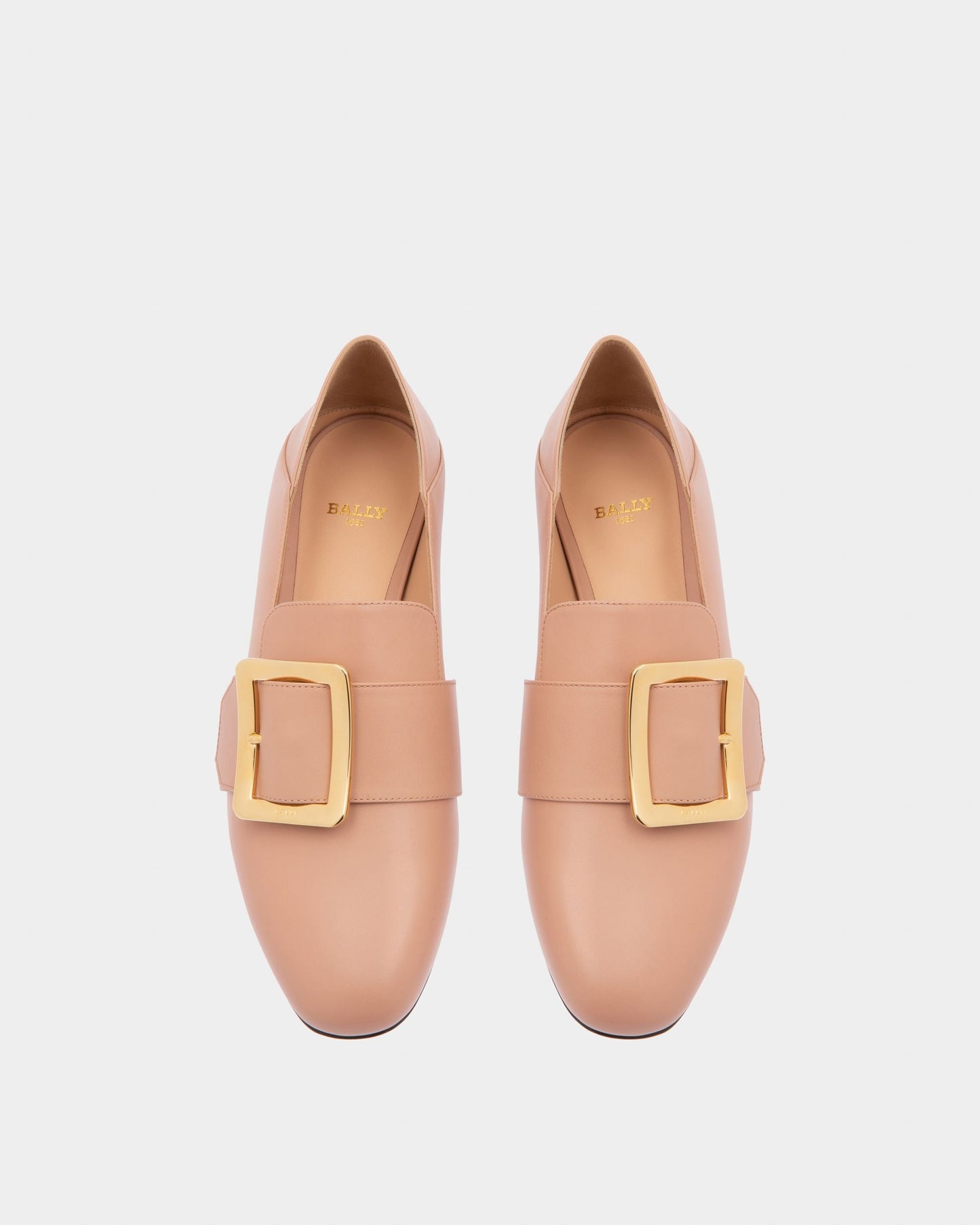Janelle Leather Loafers In Pink