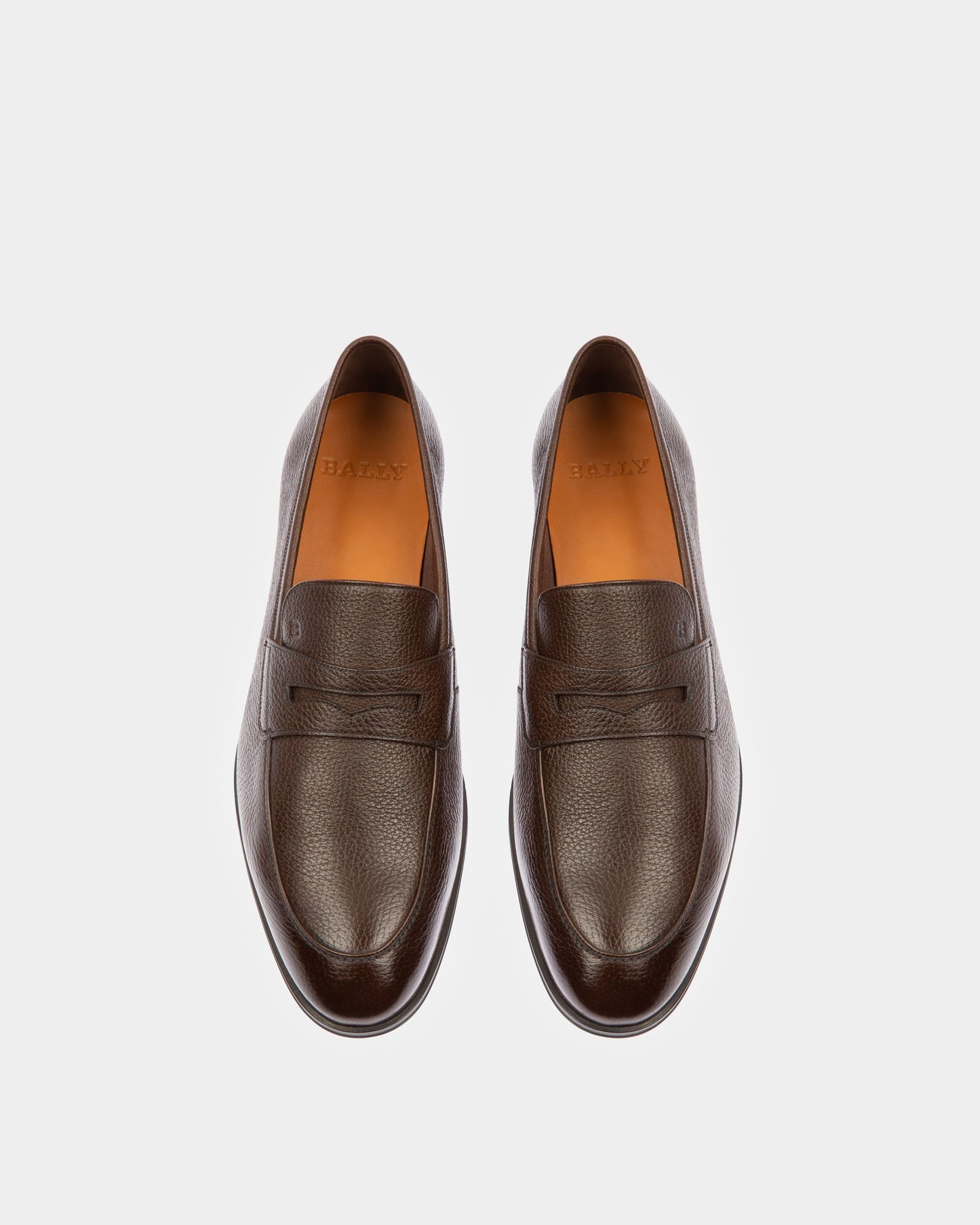 Webb Men's Grained Deer Leather Penny Loafer In Coconut