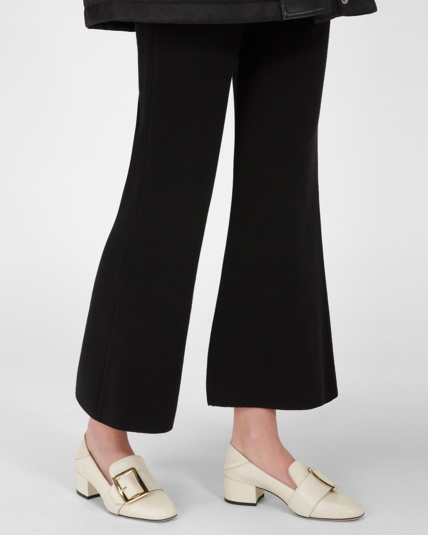 Janelle Leather Pumps In Bone