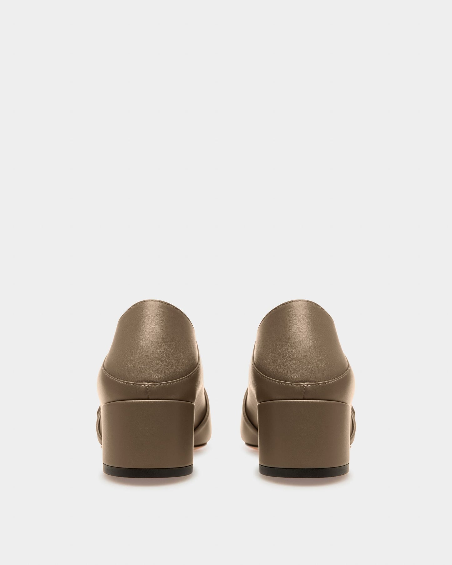 Janelle Leather Pumps In Taupe