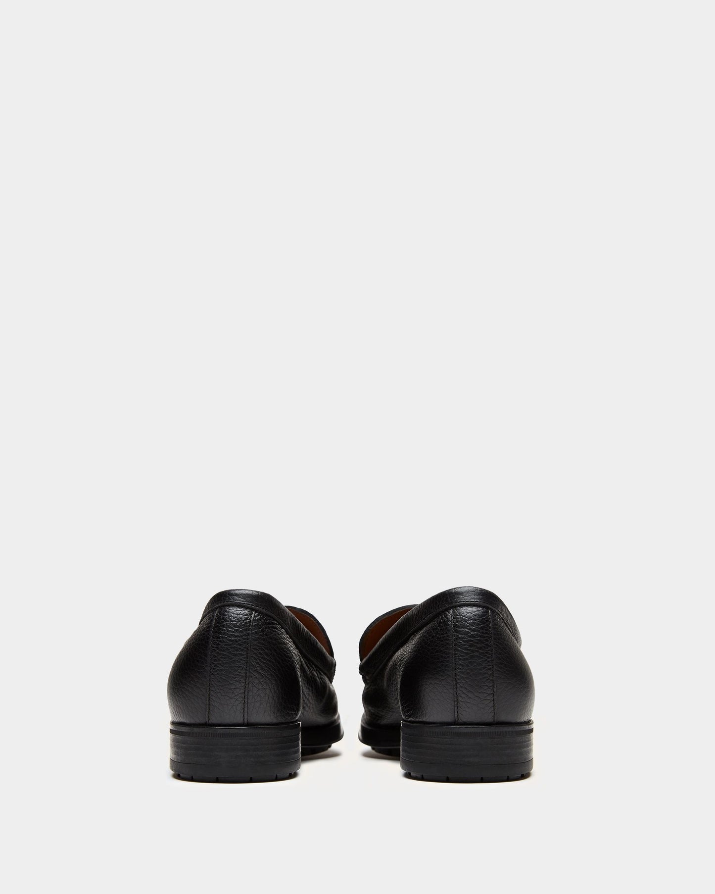 Moccasin in Black Grained Leather