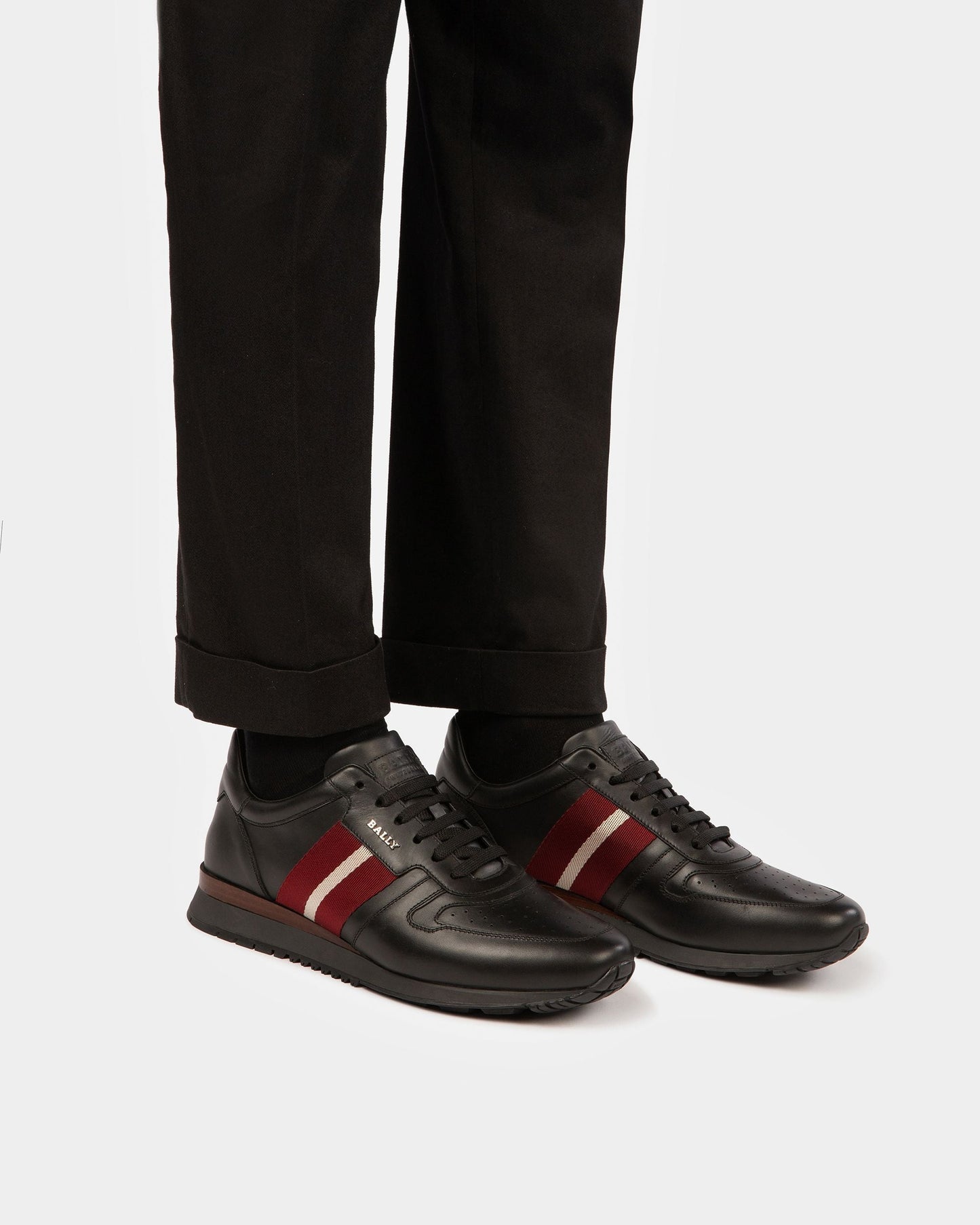 Astel Leather Sneakers In Black