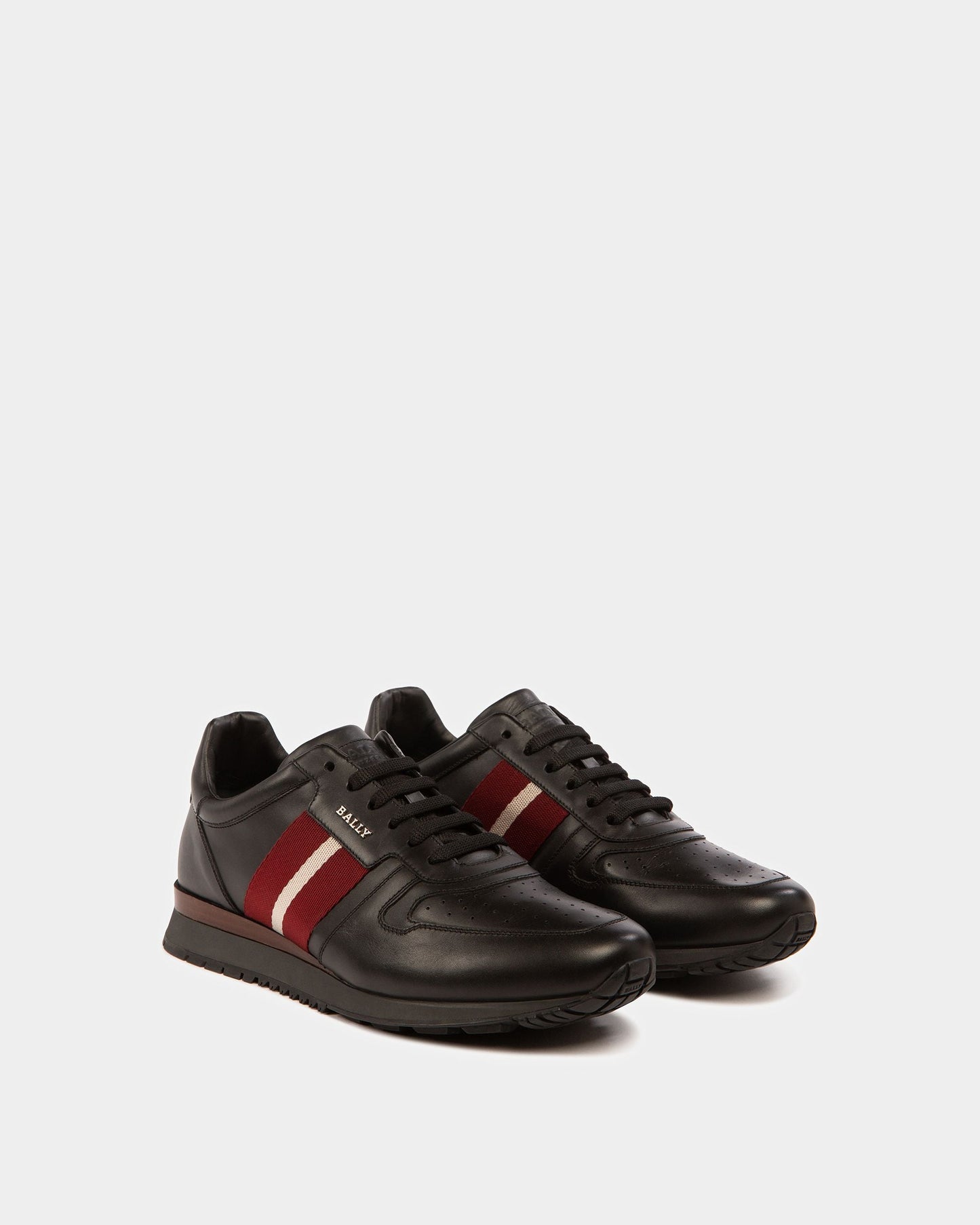 Astel Leather Sneakers In Black