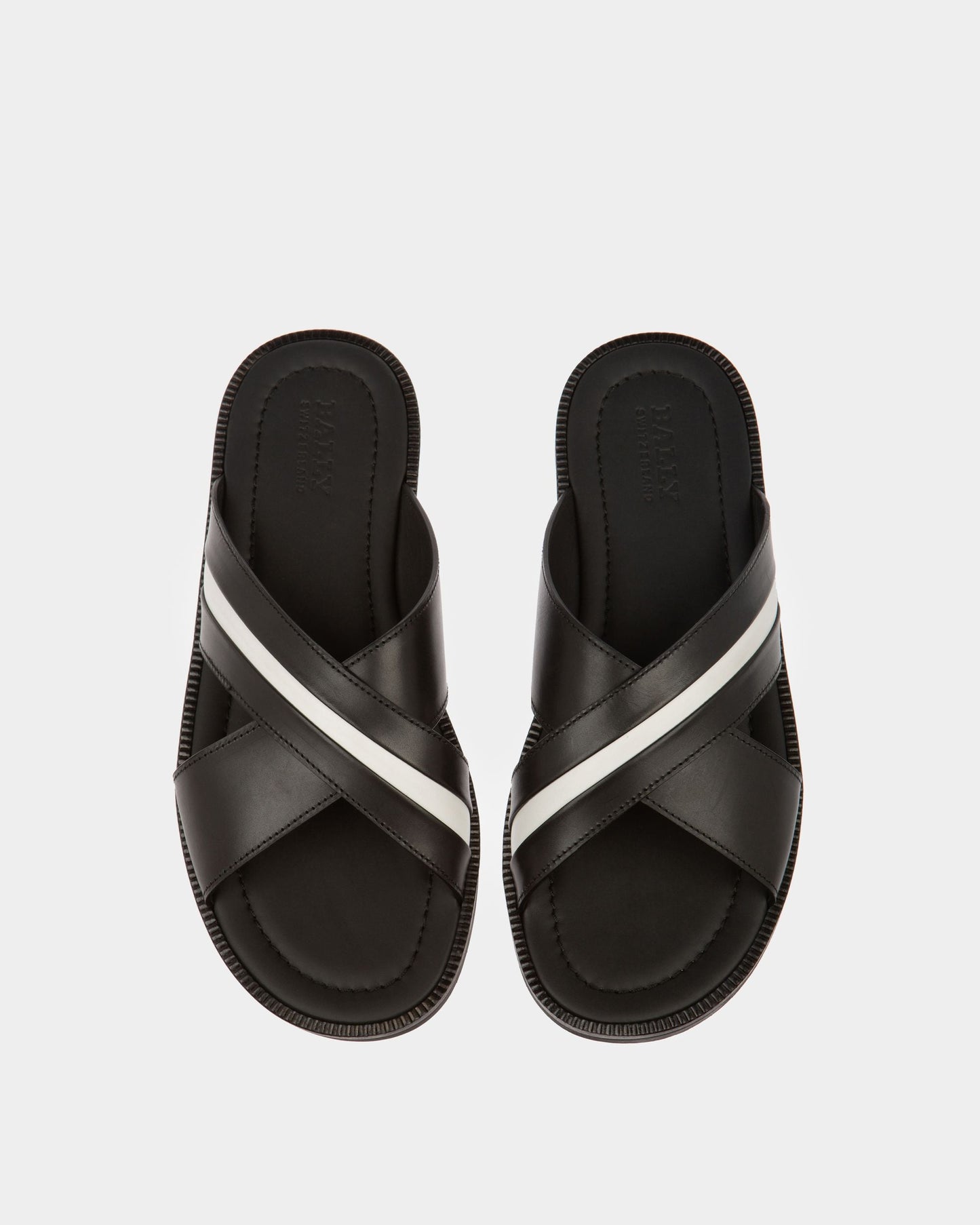 Jaabir Leather Sandals In Black