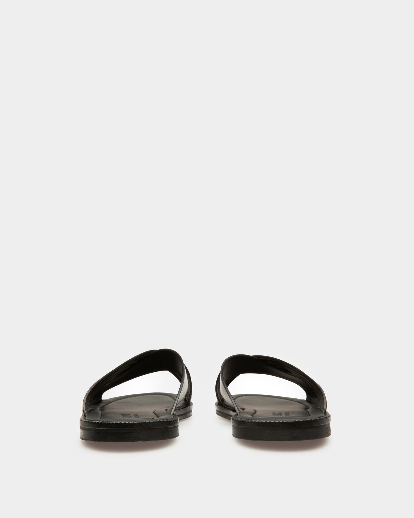 Jaabir Leather Sandals In Black