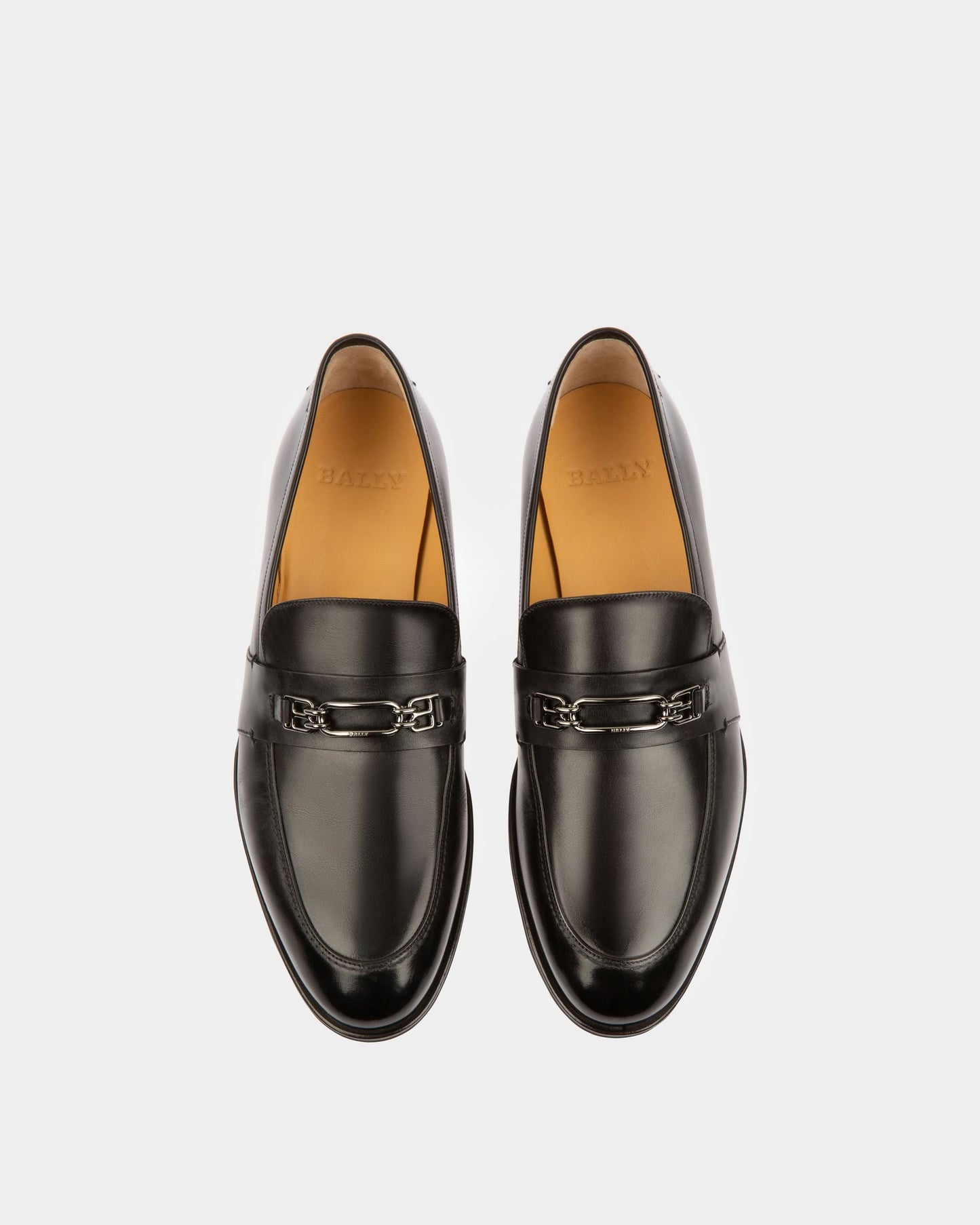 Wesper Leather Loafers In Black
