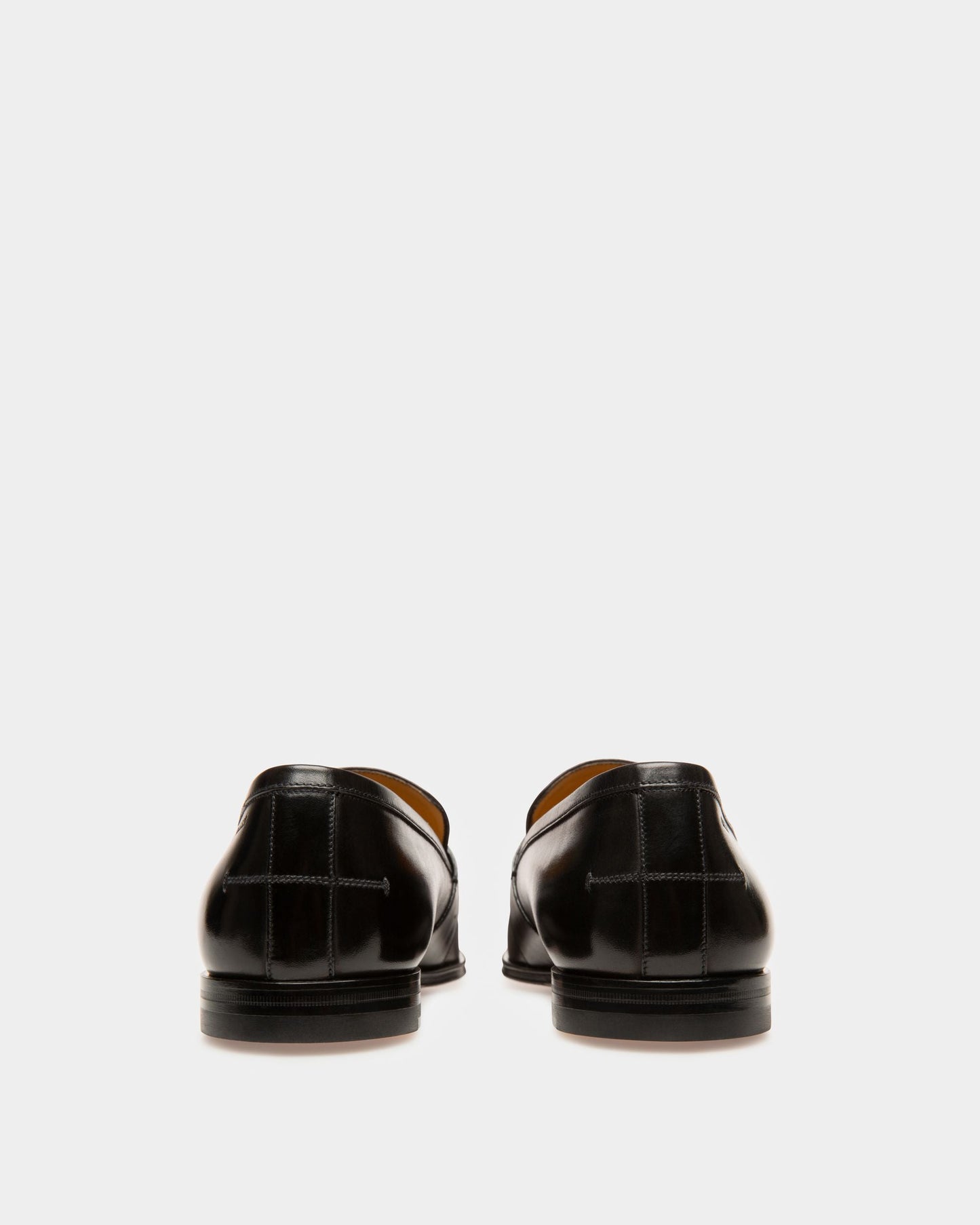Wesper Leather Loafers In Black