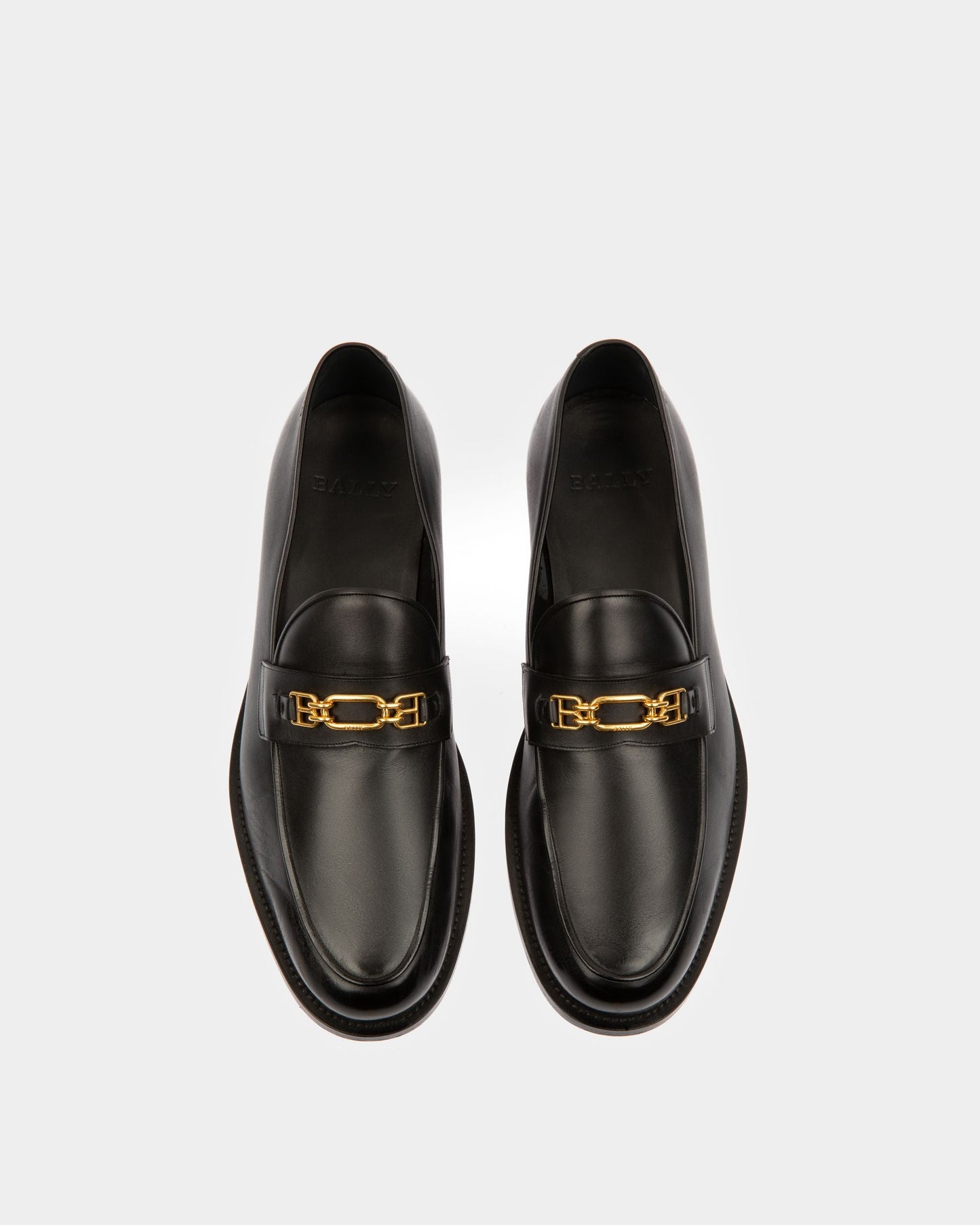 Kelsy Leather Moccasins In Black