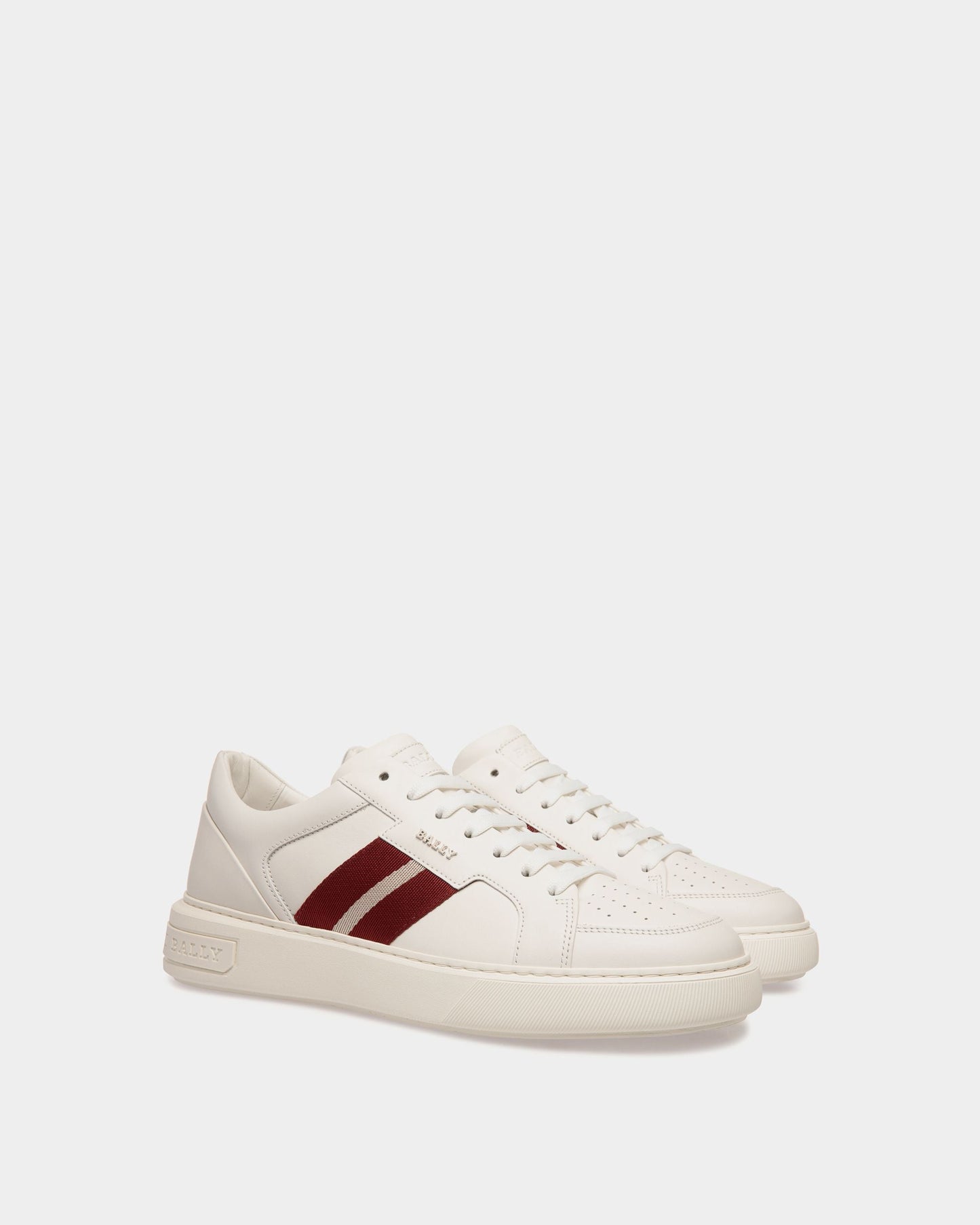 Moony Leather Sneakers In White