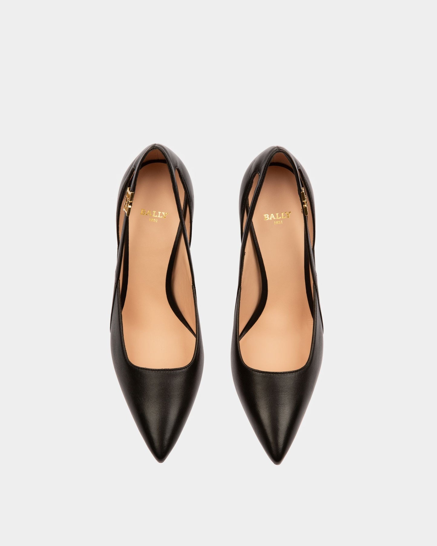 Elsa Leather Pumps In Black