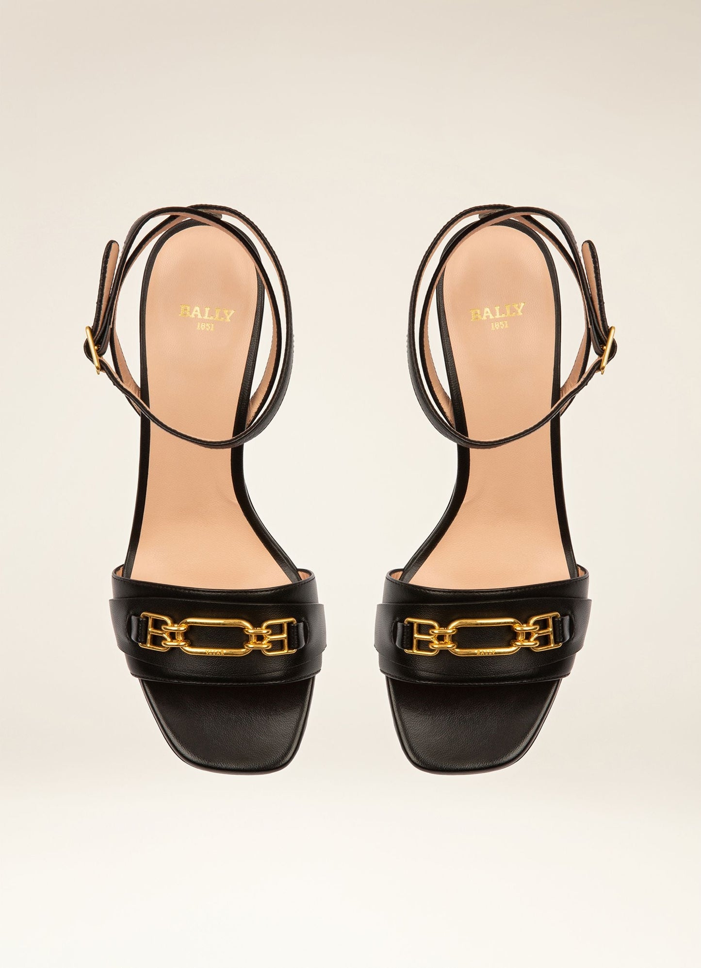 Dorey Leather Sandals In Black