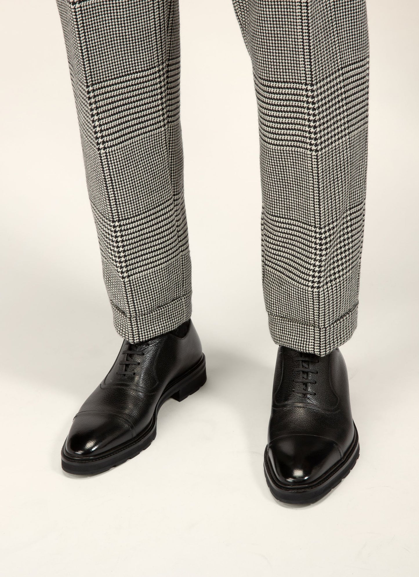 Meyrin Oxford in Black Grained Leather