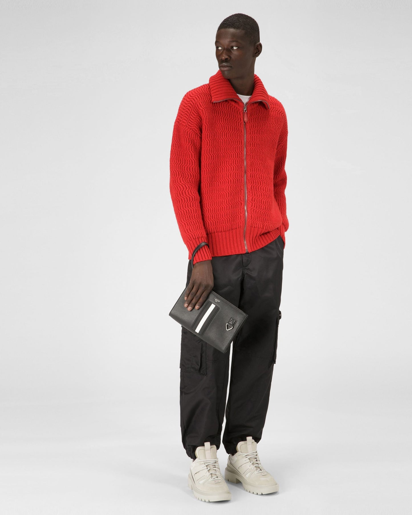 Makid | Men's Clutch | Black Leather | Bally | On Model Front