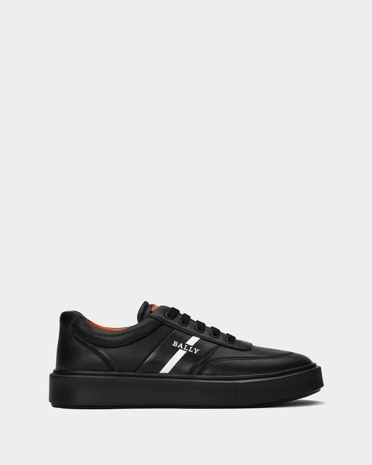 Sneaker in Black Leather
