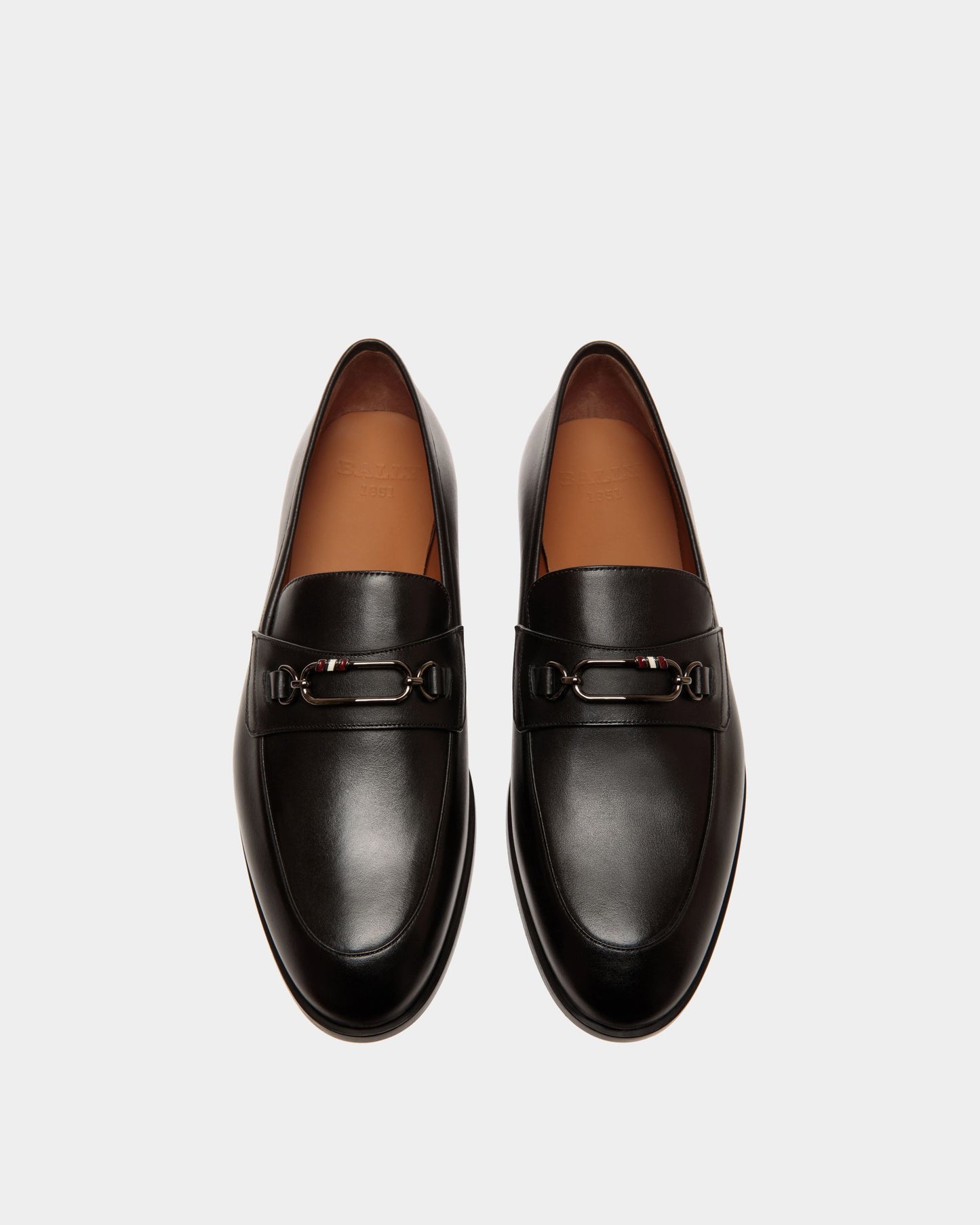 Loafer in Black Leather