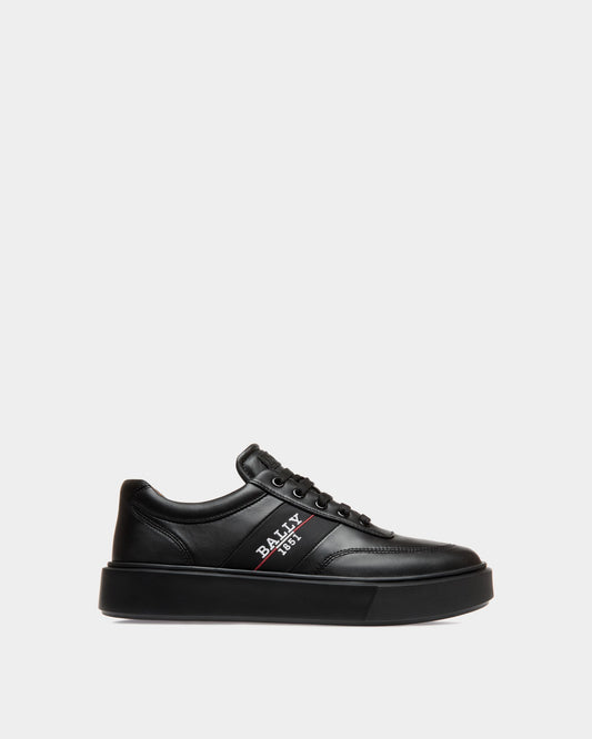 Sneaker in Black Leather