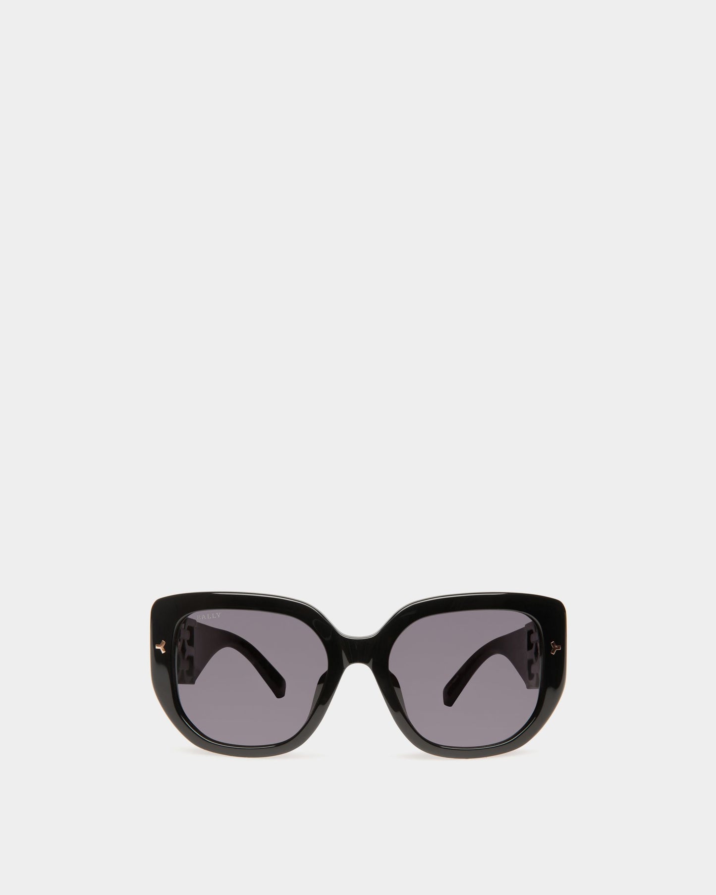 Nuna Acetate Sunglasses In Black and Smoke Acetate