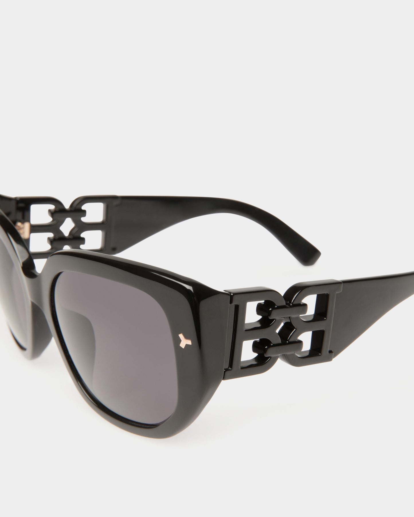 Nuna Acetate Sunglasses In Black and Smoke Acetate