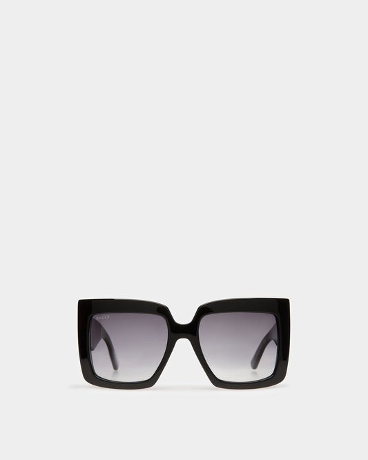 Carla Square Oversized Sunglasses In Black
