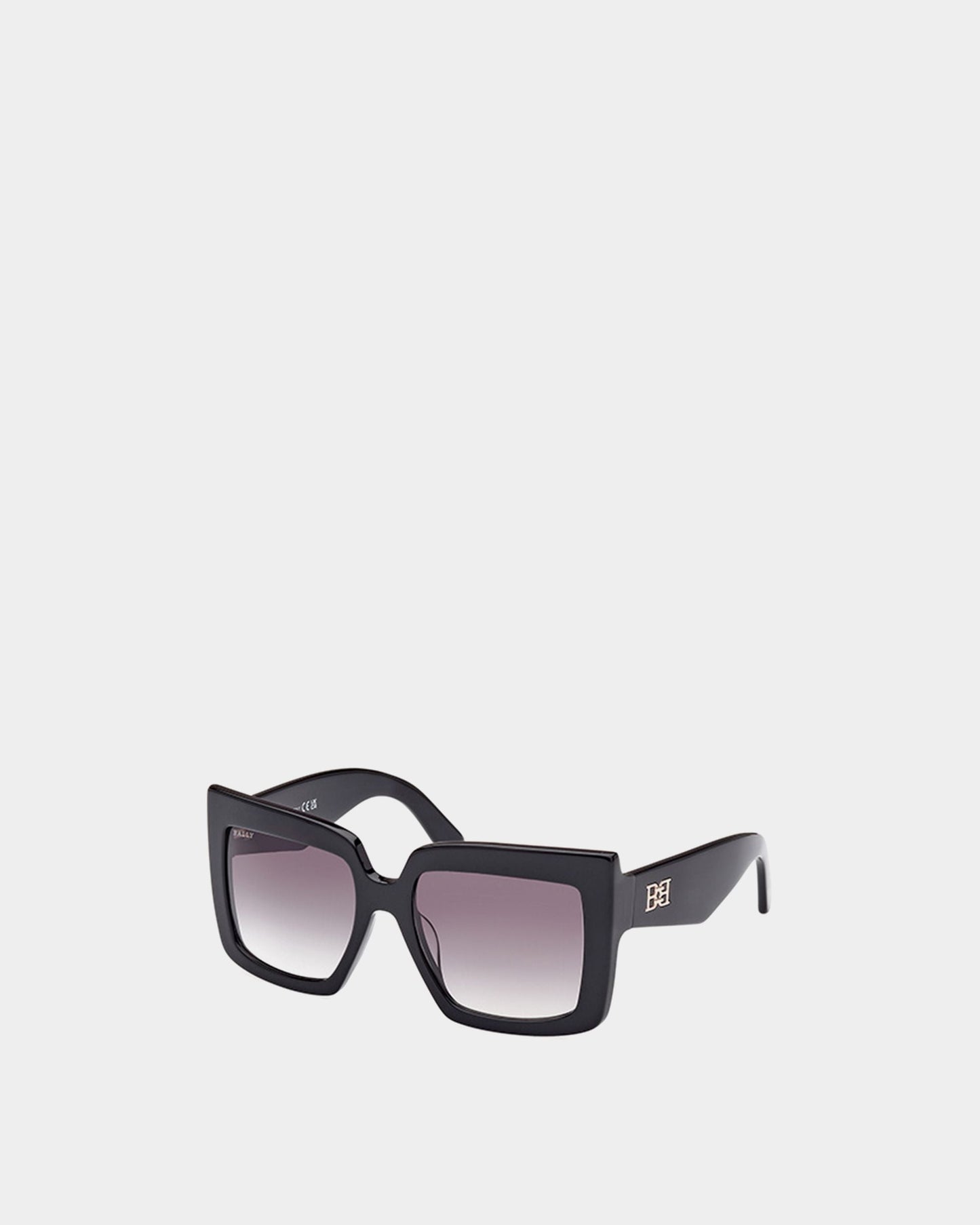 Carla Square Oversized Sunglasses In Black