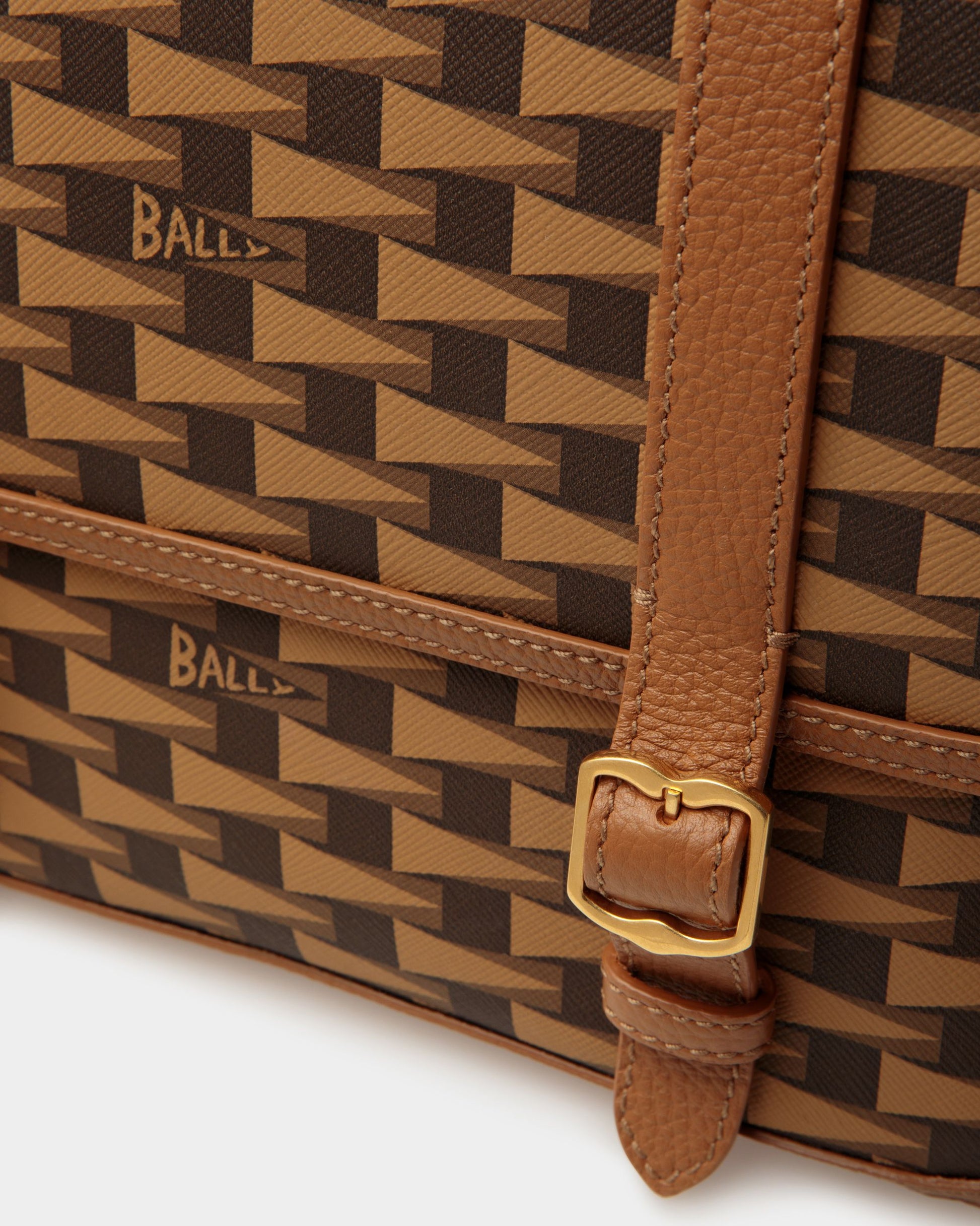 Games | Men's Messenger Bag | Desert TPU | Bally | Still Life Detail