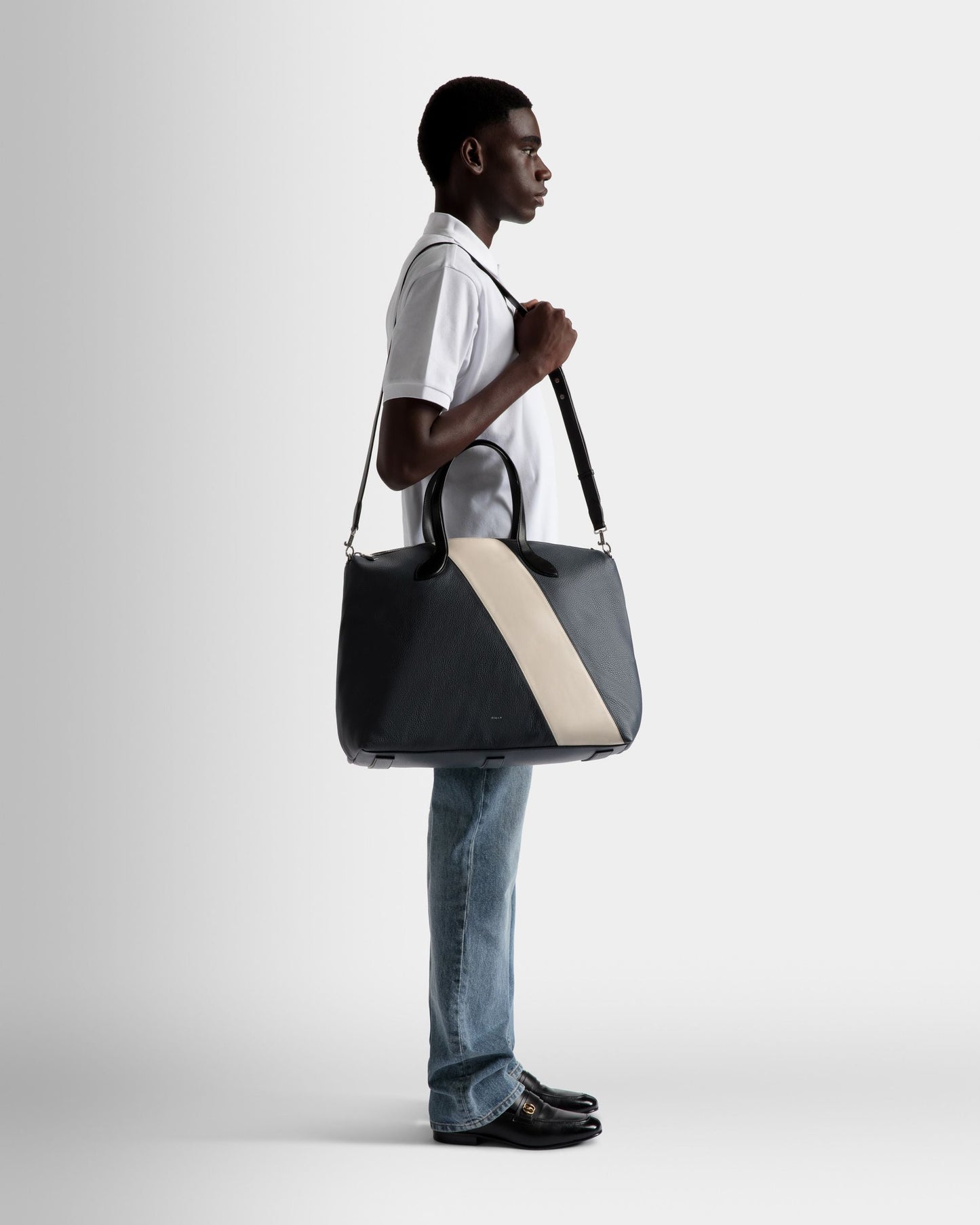 Shaped | Men's Tote Bag | Midnight Leather | Bally | On Model Front