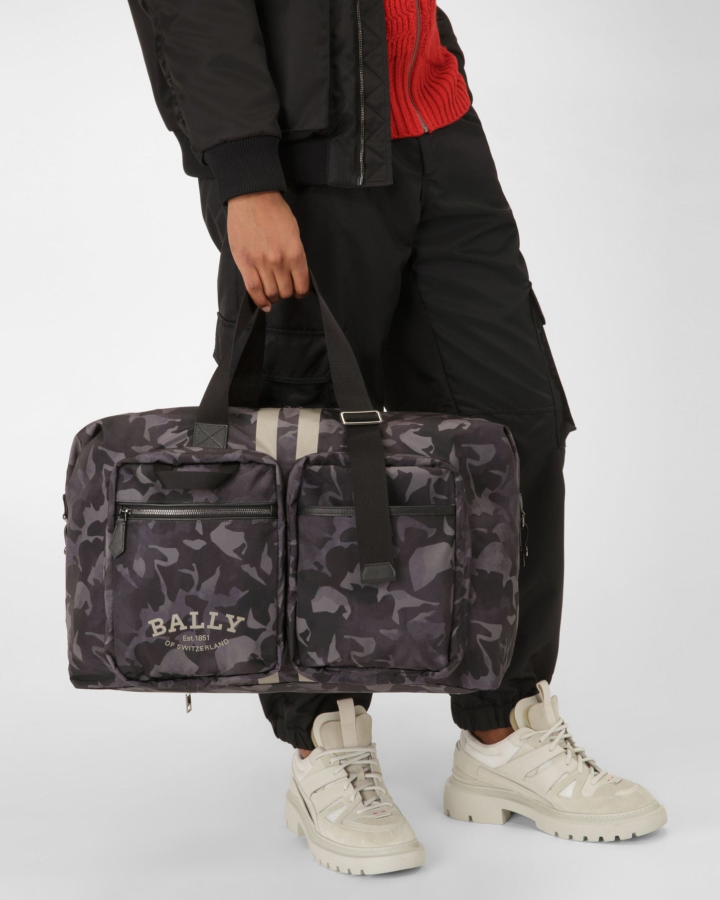 Fesder Nylon Weekender Bag In Black