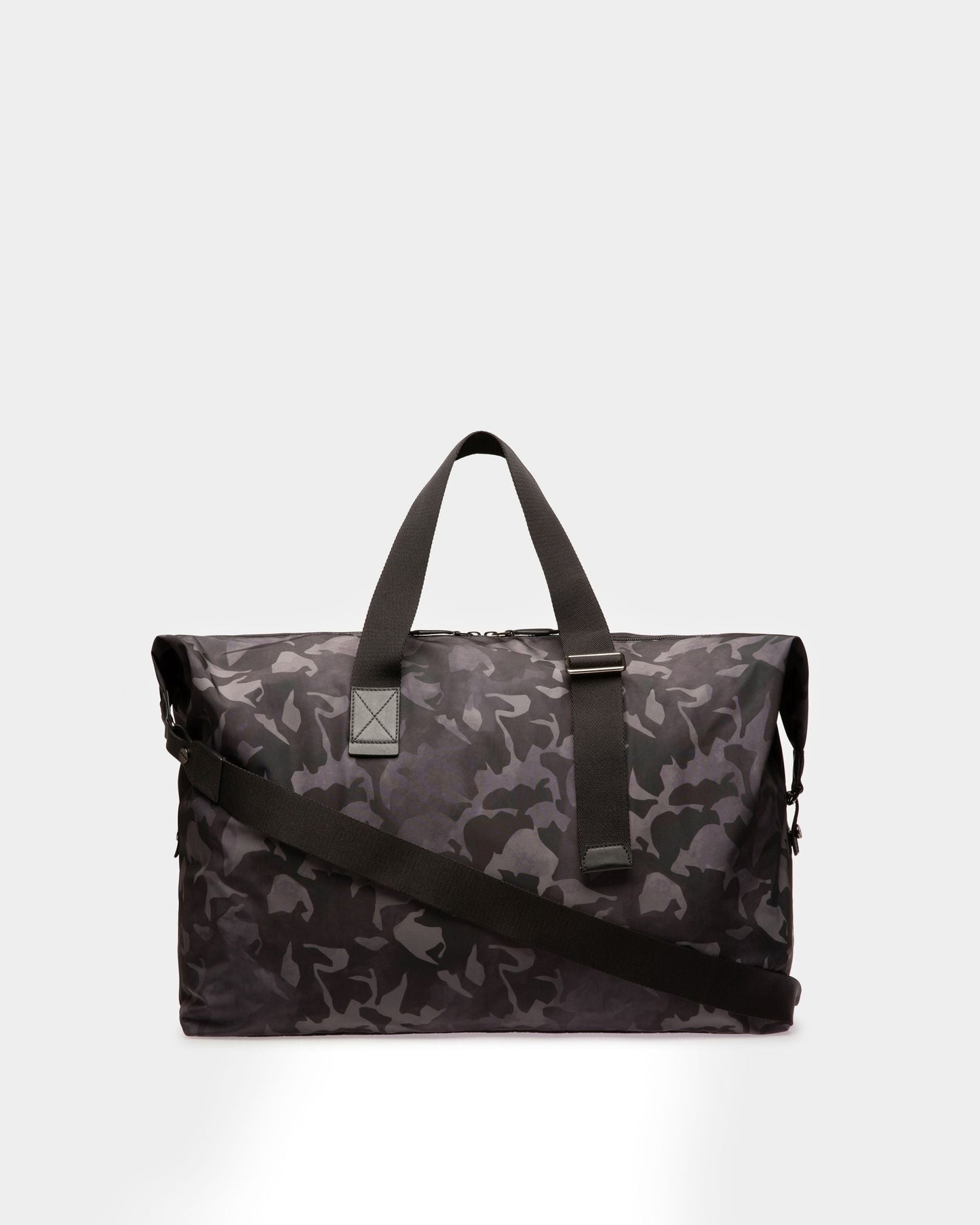 Fesder Nylon Weekender Bag In Black