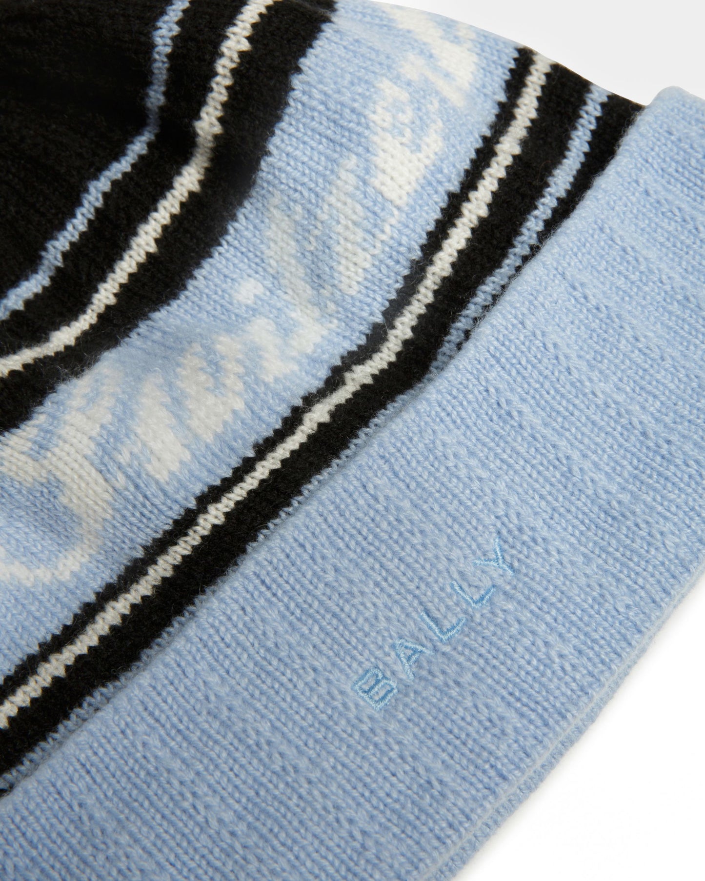 Wool Jacquard Hat In Light Blue & Black