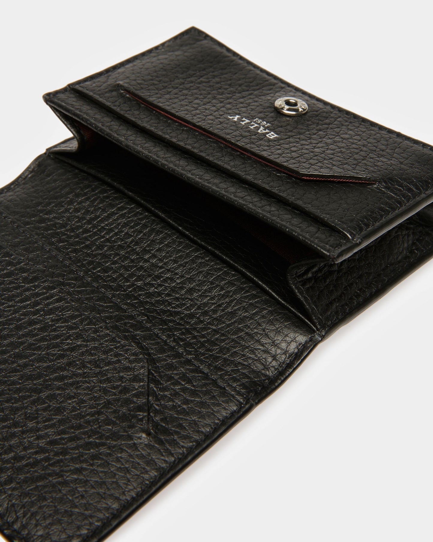 Screnty Grained Leather Card Holder In Black