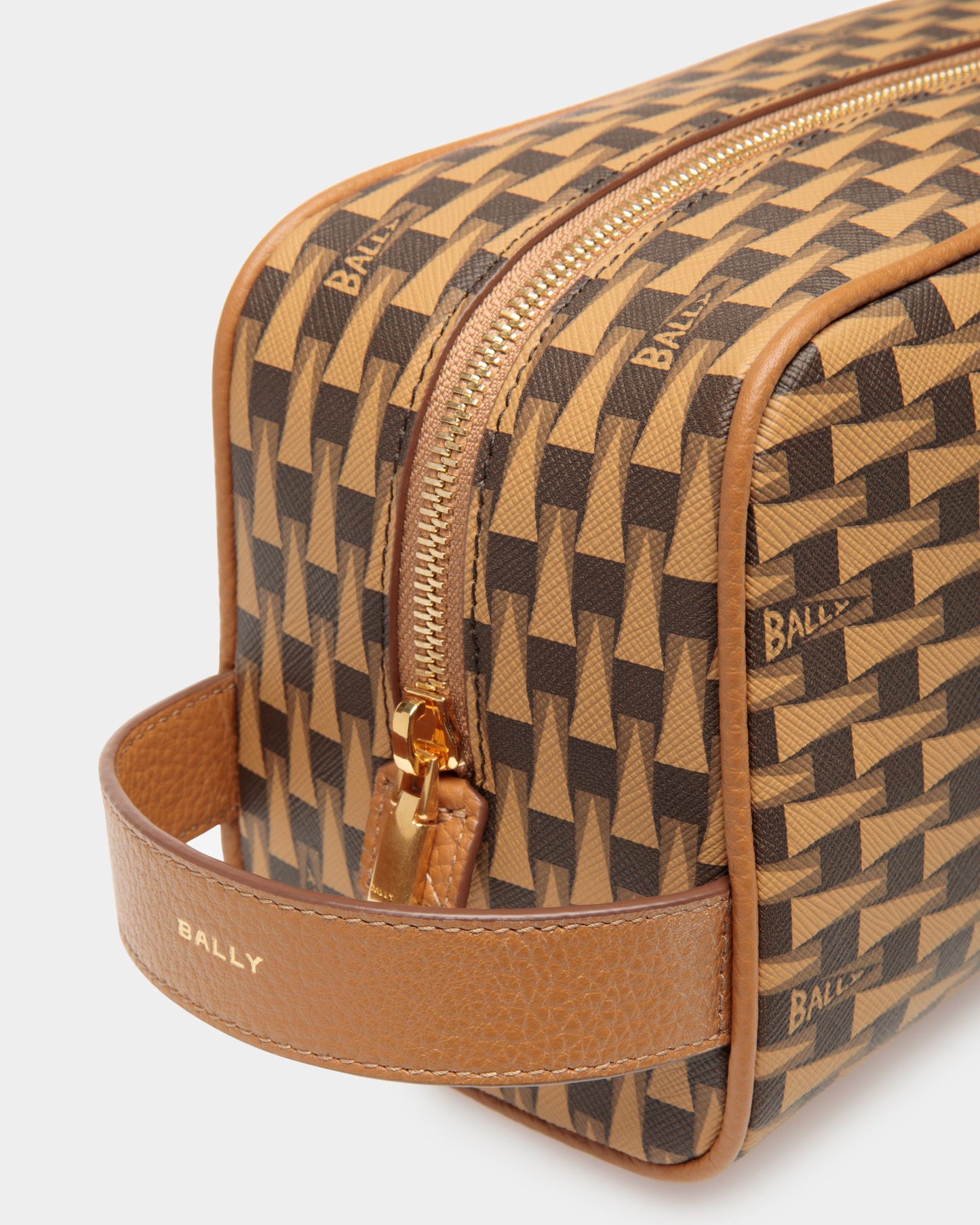 Pennant Toiletry Bag | Men's Dopp Kit | TPU | Bally | Still Life Detail