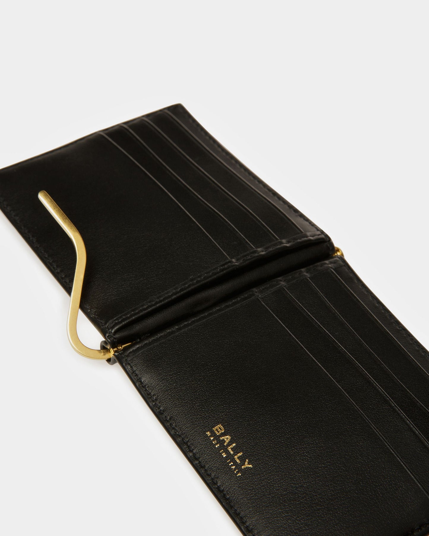 Bifold Clip Wallet In Sellier