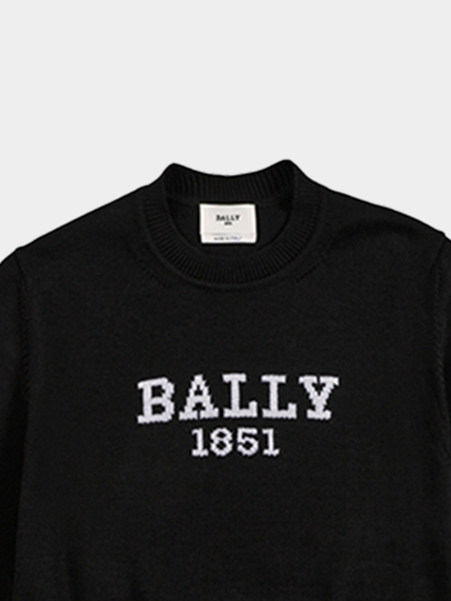 Sweater in Black Wool